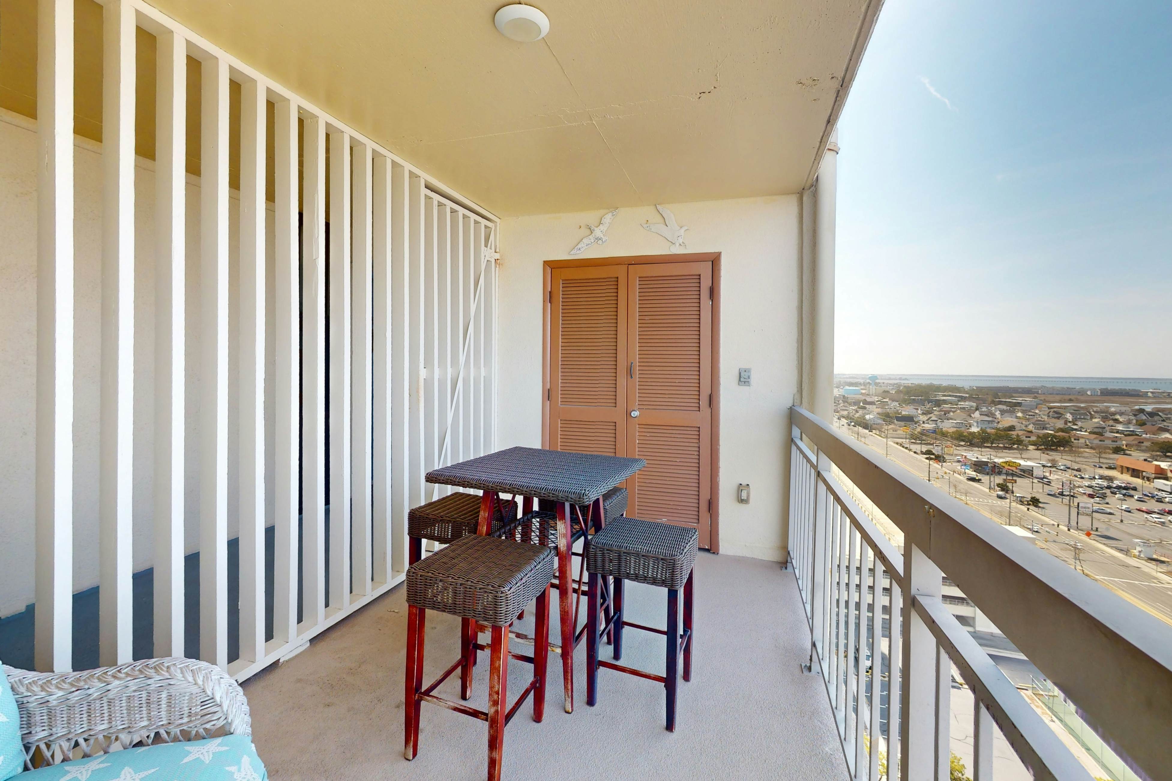 Fountainhead Towers 1606