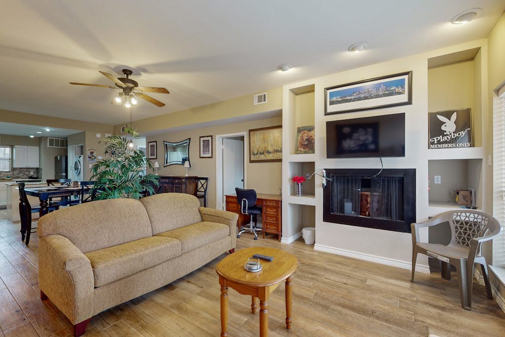 Mariner Village********