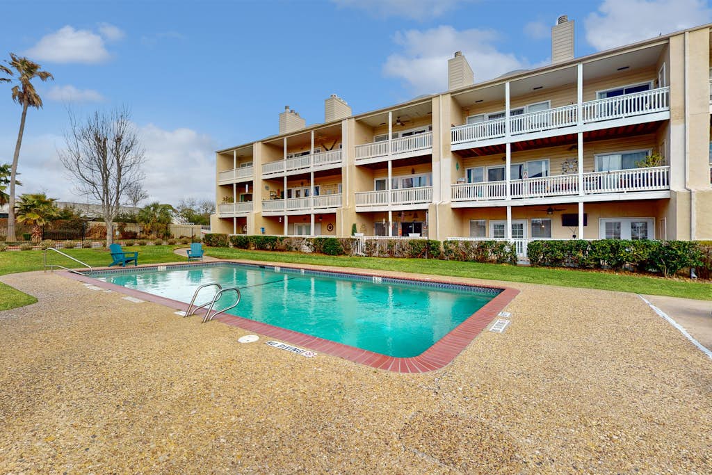 Mariner Village********