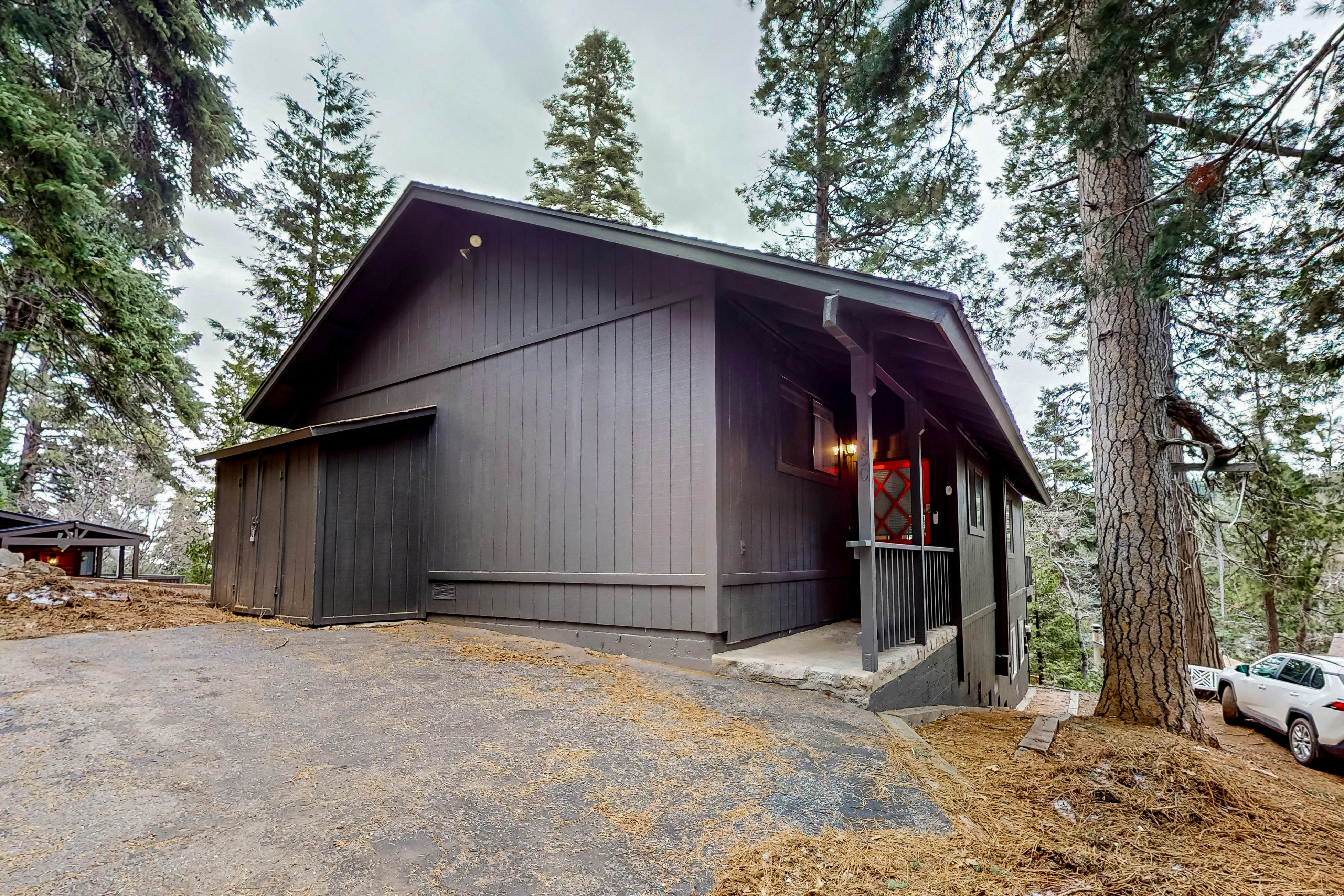 Lake Arrowhead Cabin Rentals, Vacation Rentals, Lakefront Rentals Vacasa