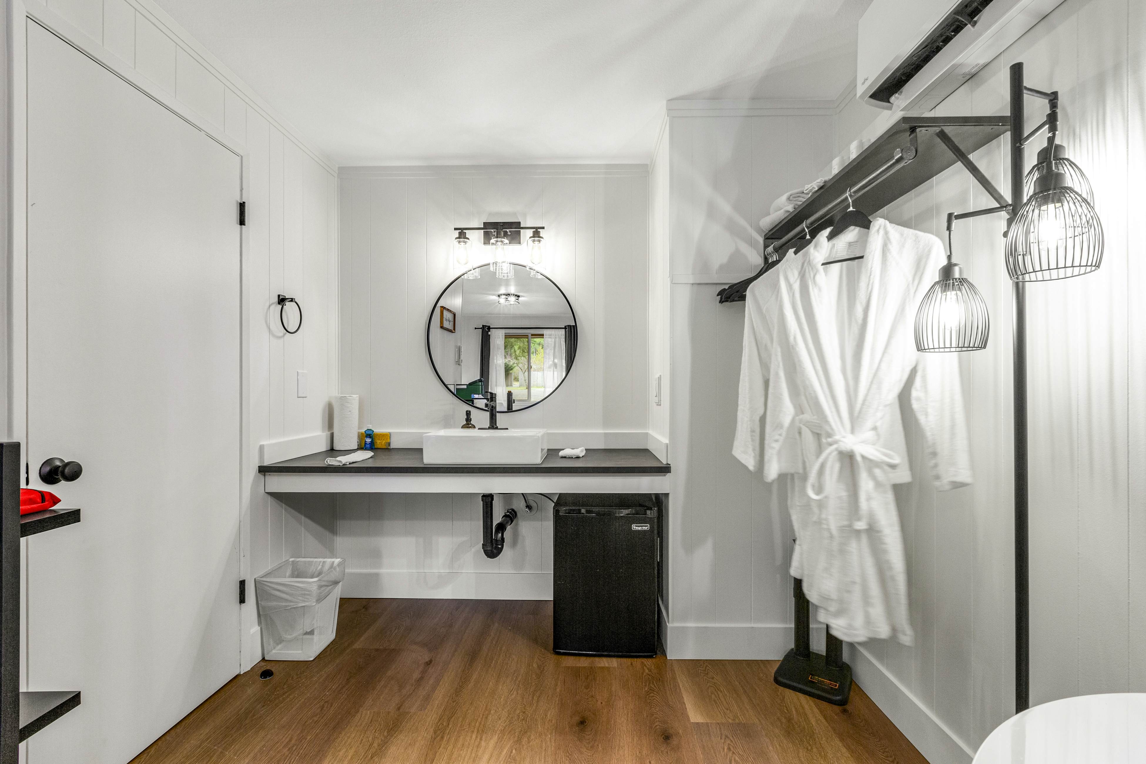 The Brothers Room 7 at Mount Walker Inn