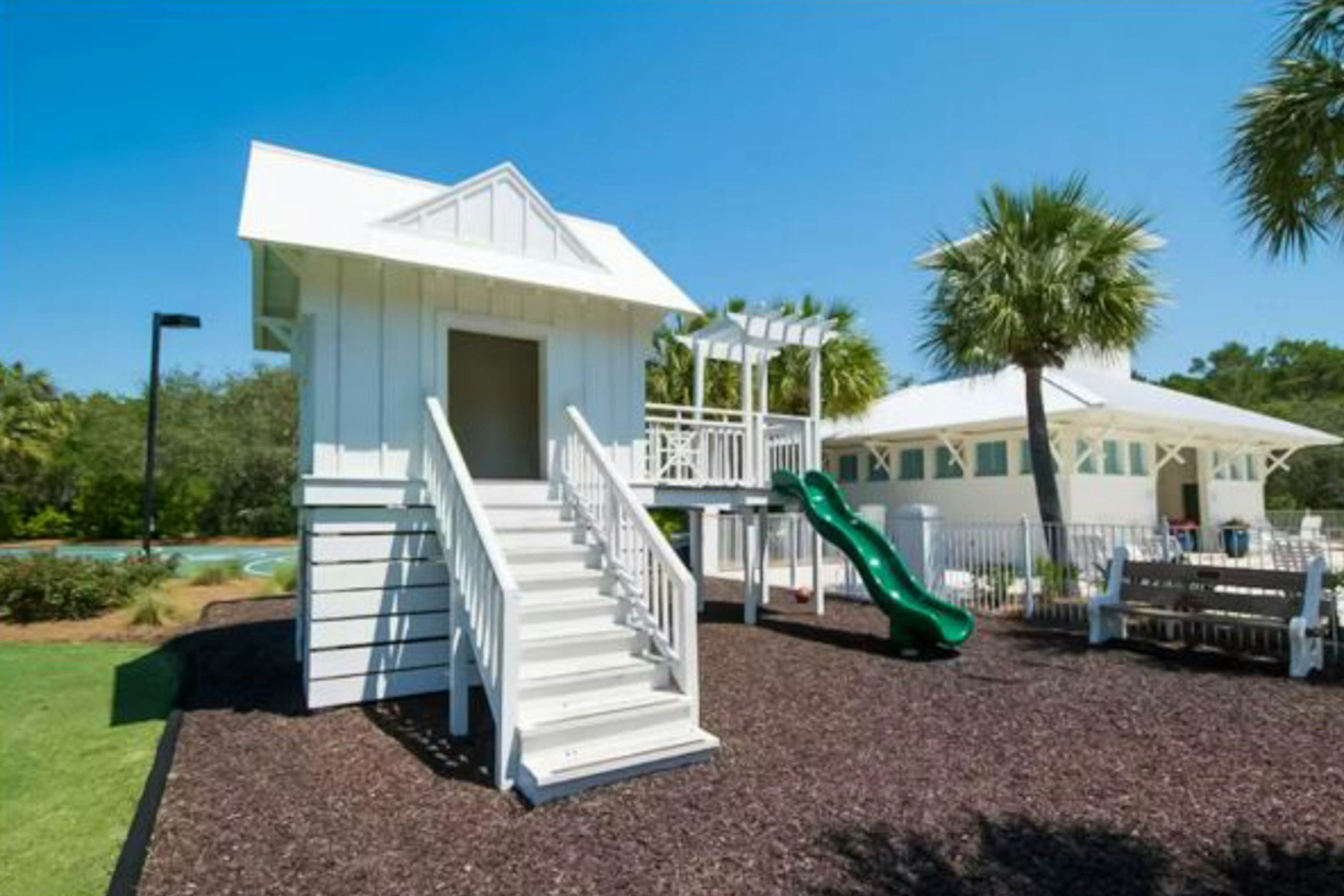 Carillon Beach Inn 402