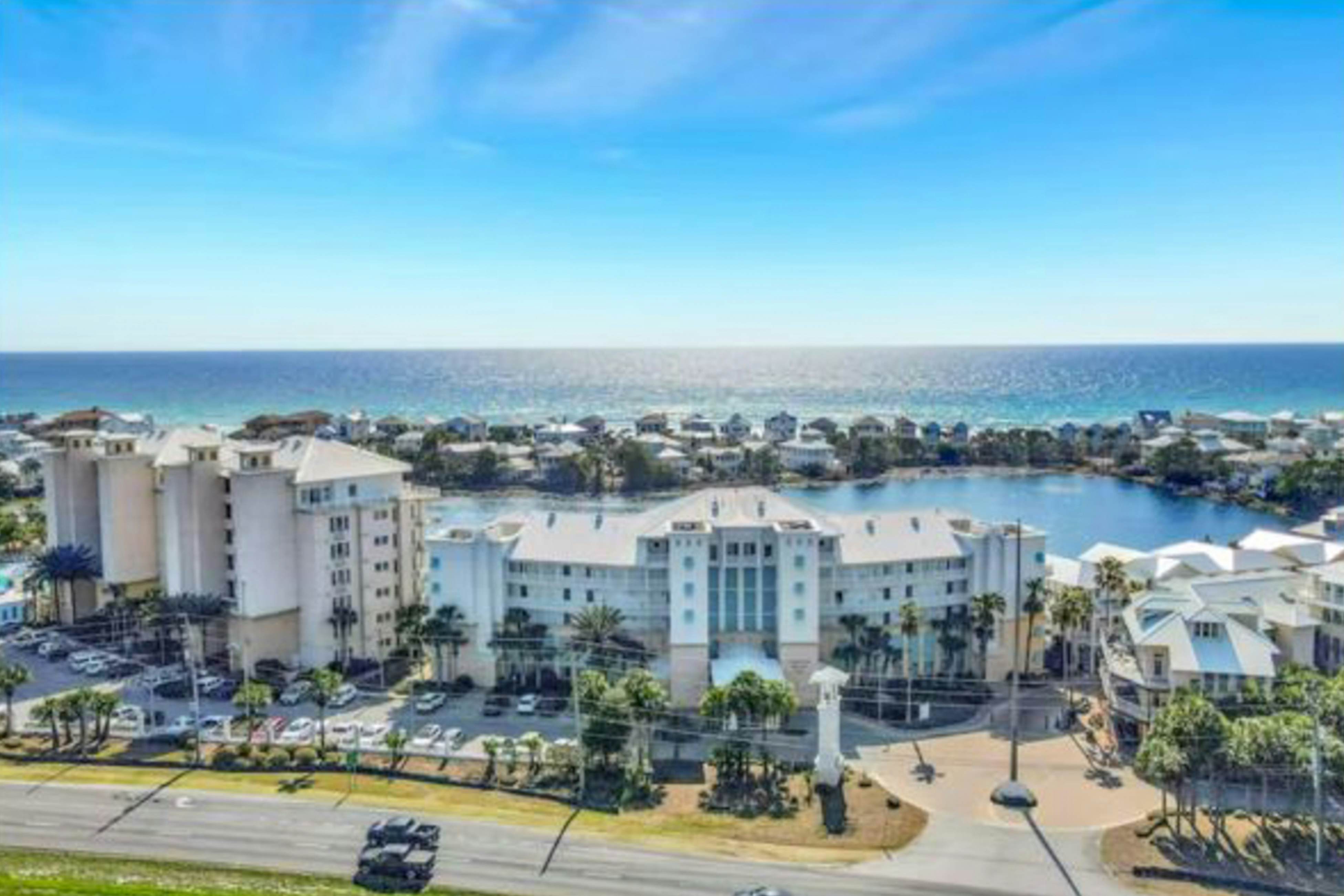 Carillon Beach Inn 402