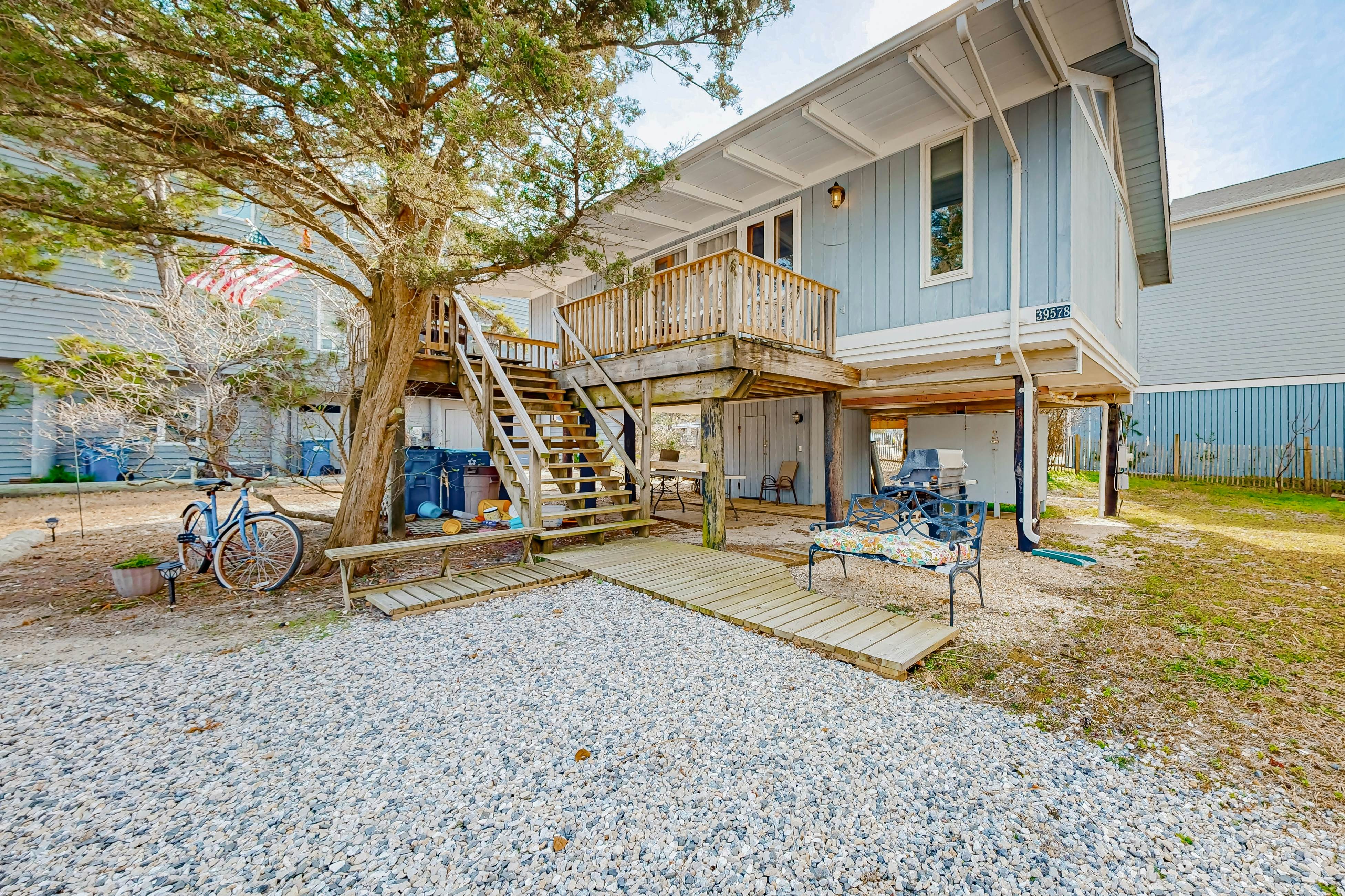 Tower Shores - 39578 Admiral Road