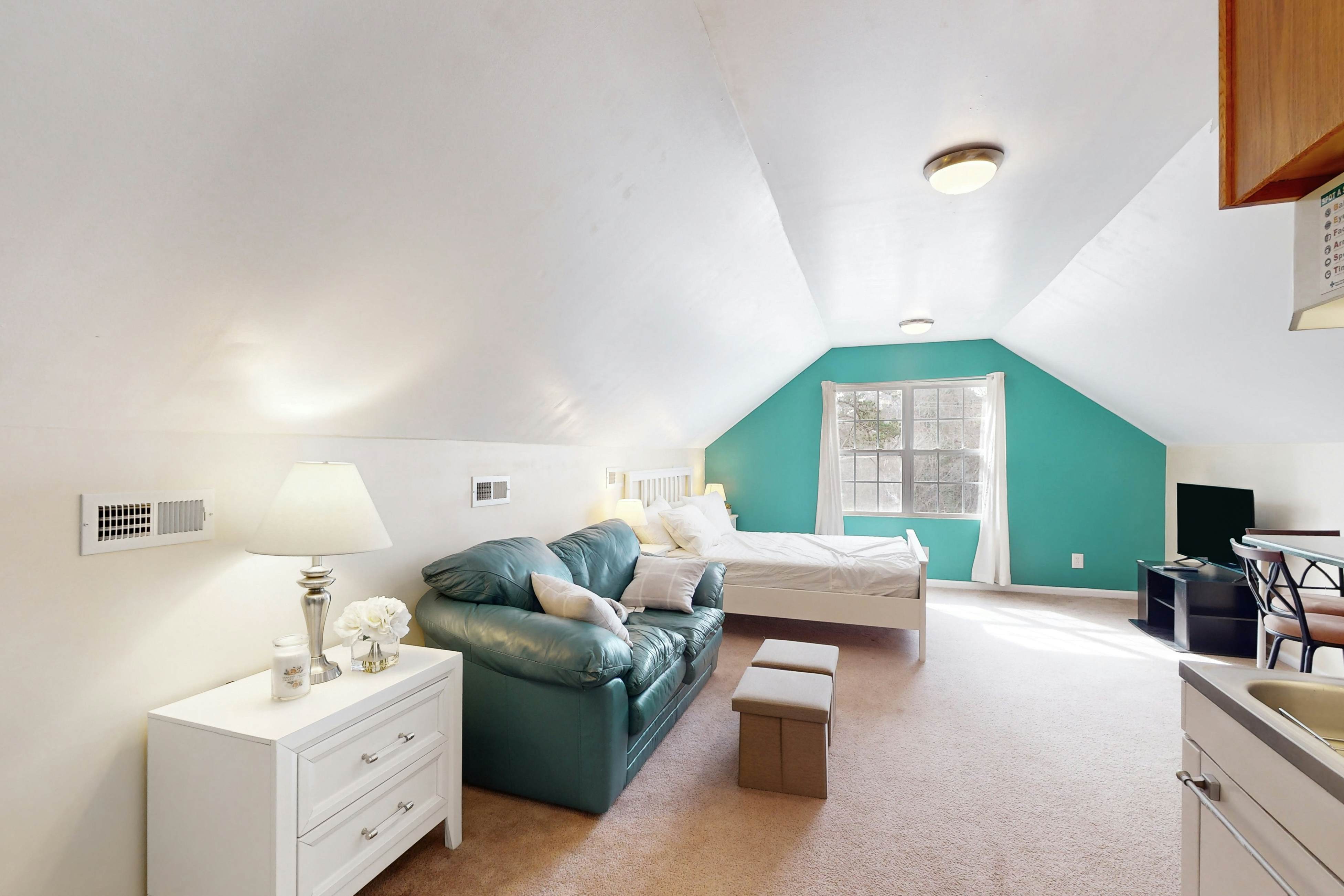 Sneads Ferry, NC Vacation Rentals, Beach Rentals Vacasa