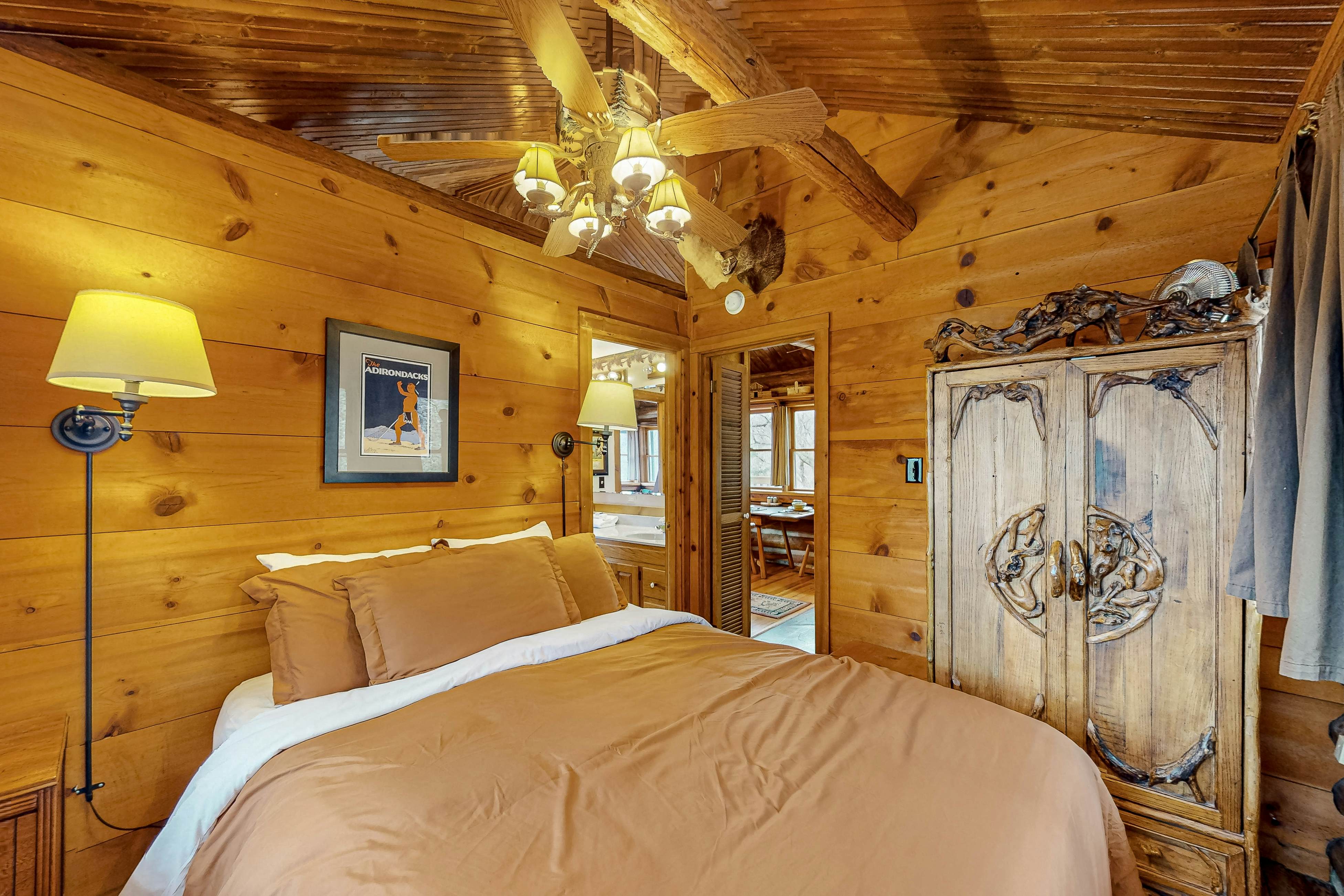 Lake Lucerne - Treehouse Cabin #01