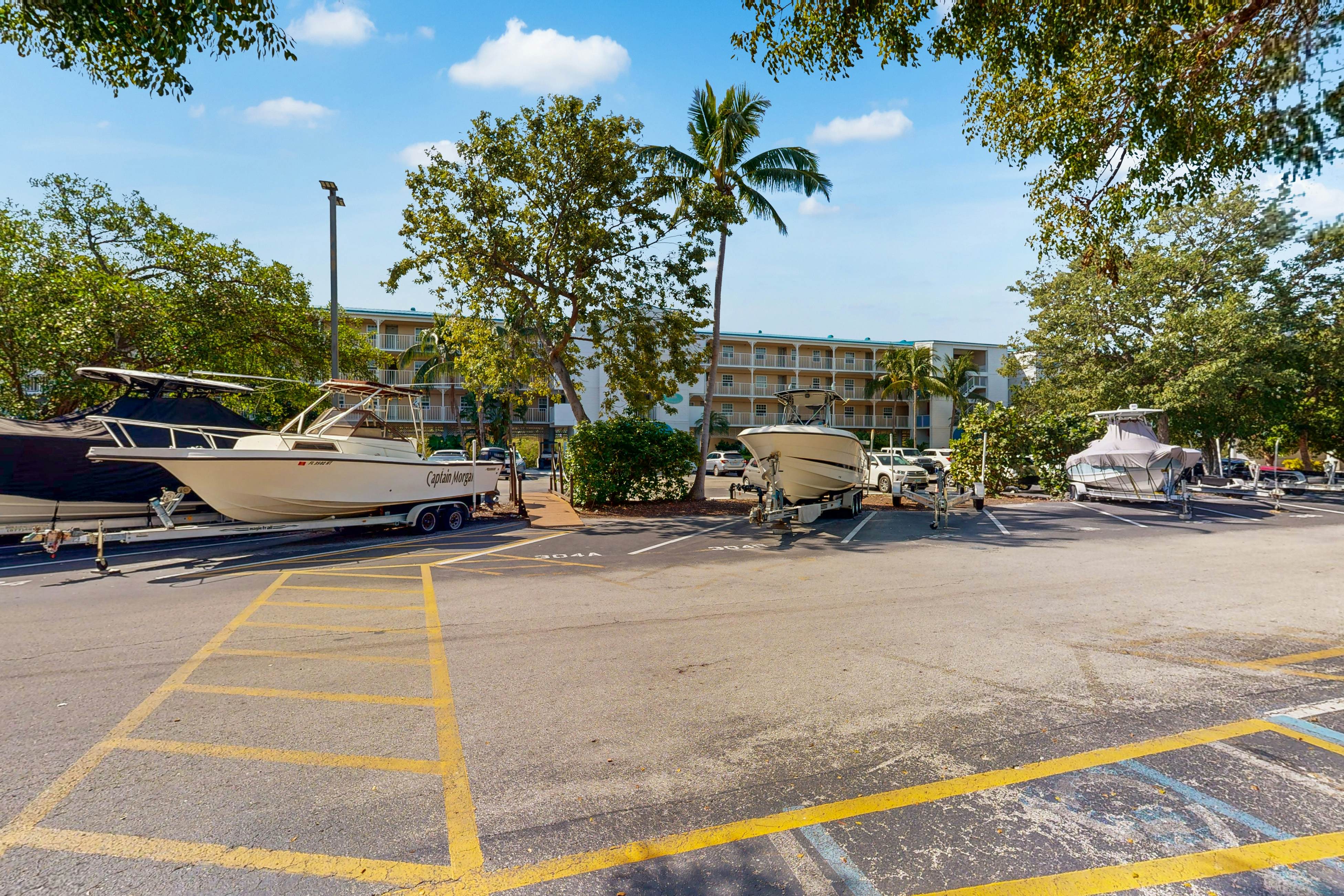 Tavernier Escape #4408