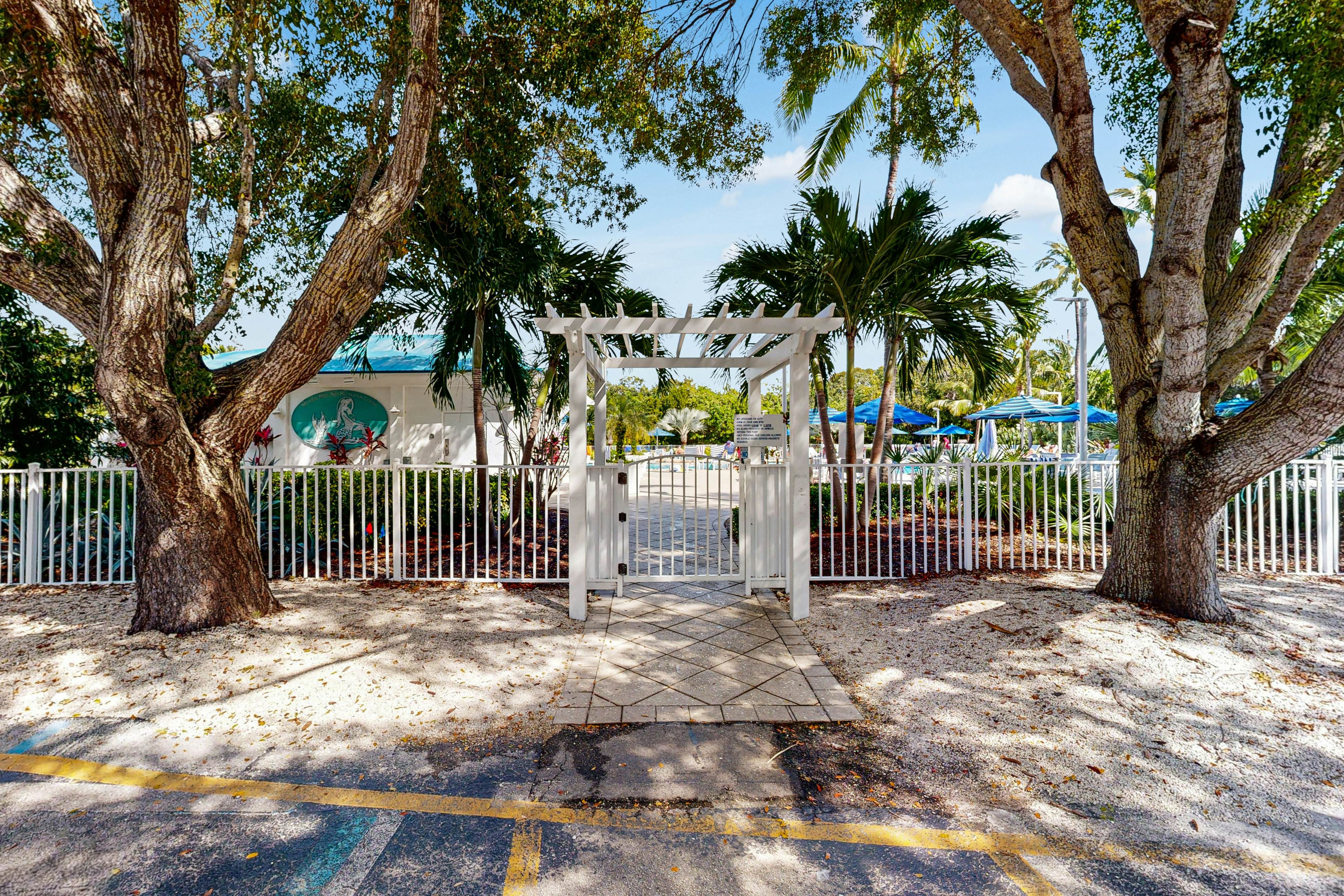 Tavernier Escape #4408