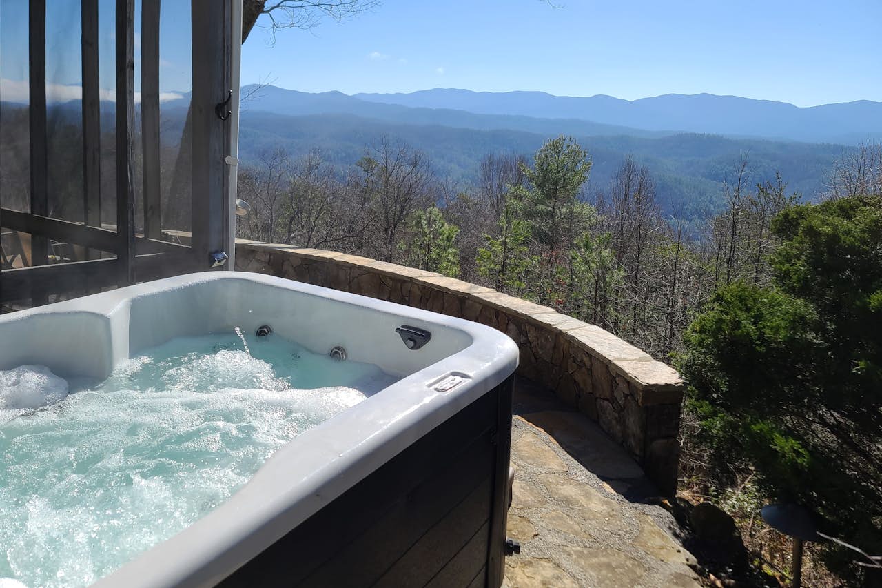 Smoky Mountain Vista 4 BD Tallassee, TN Vacation Rental Vacasa
