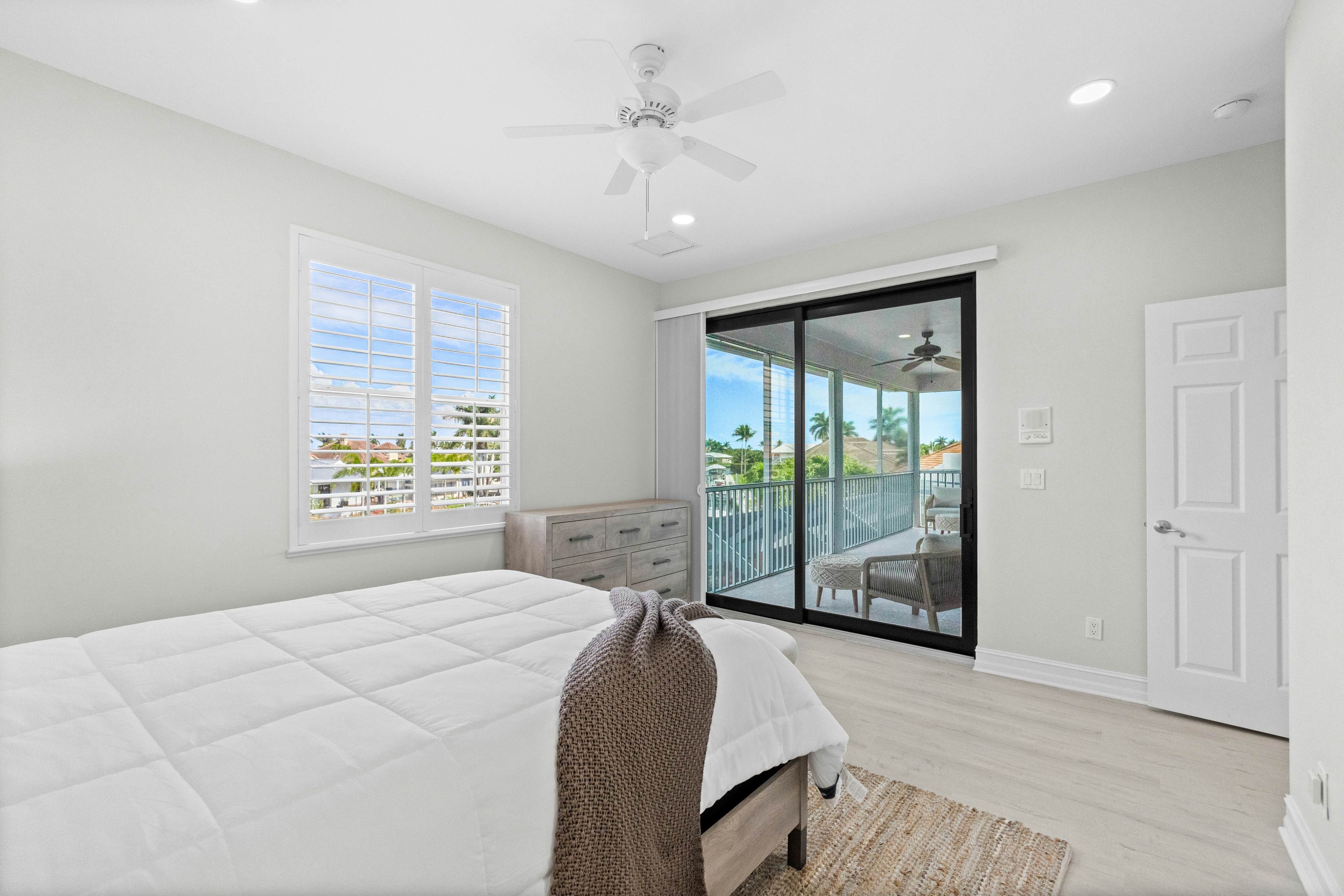 Sweet Waterfront Retreat