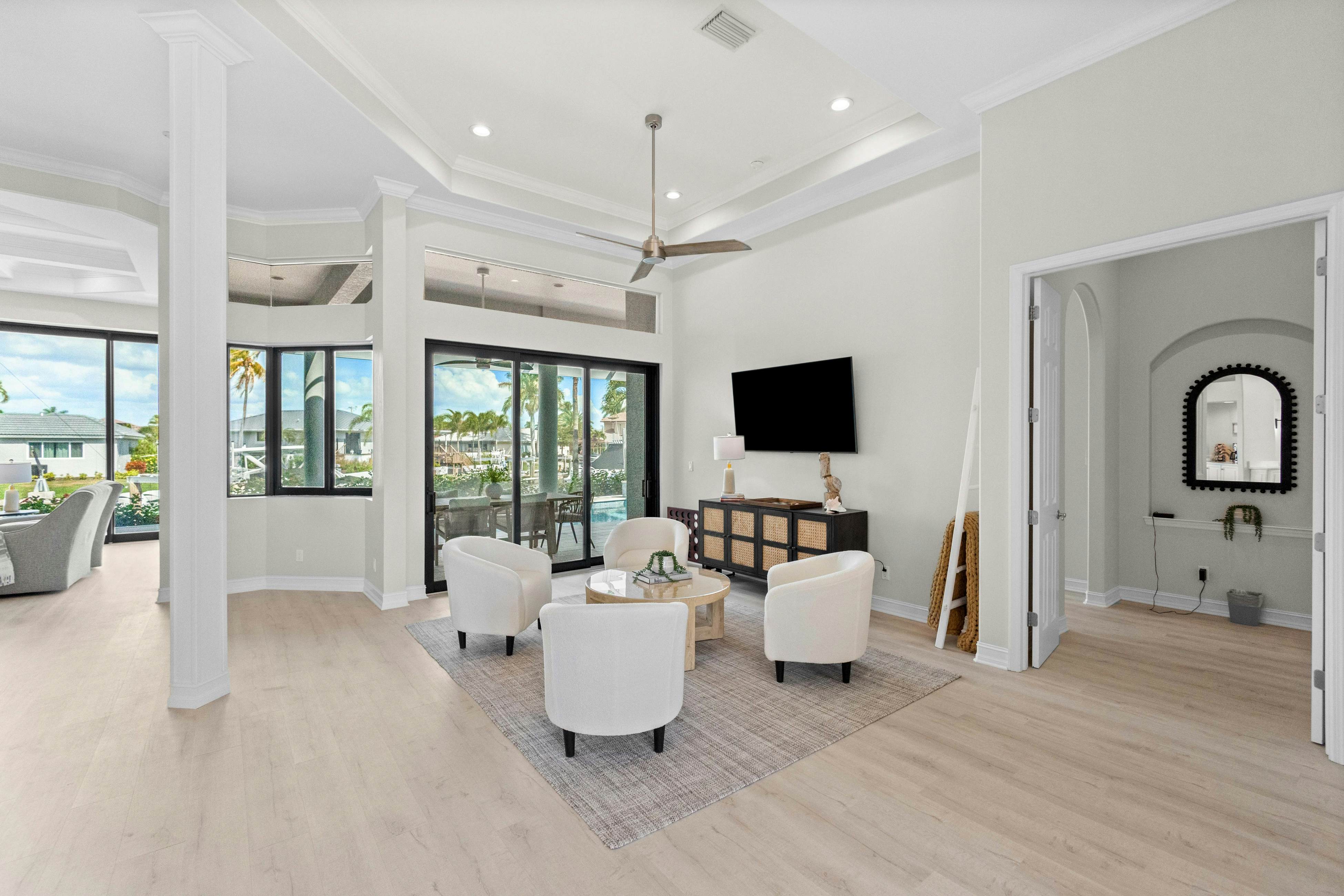 Sweet Waterfront Retreat