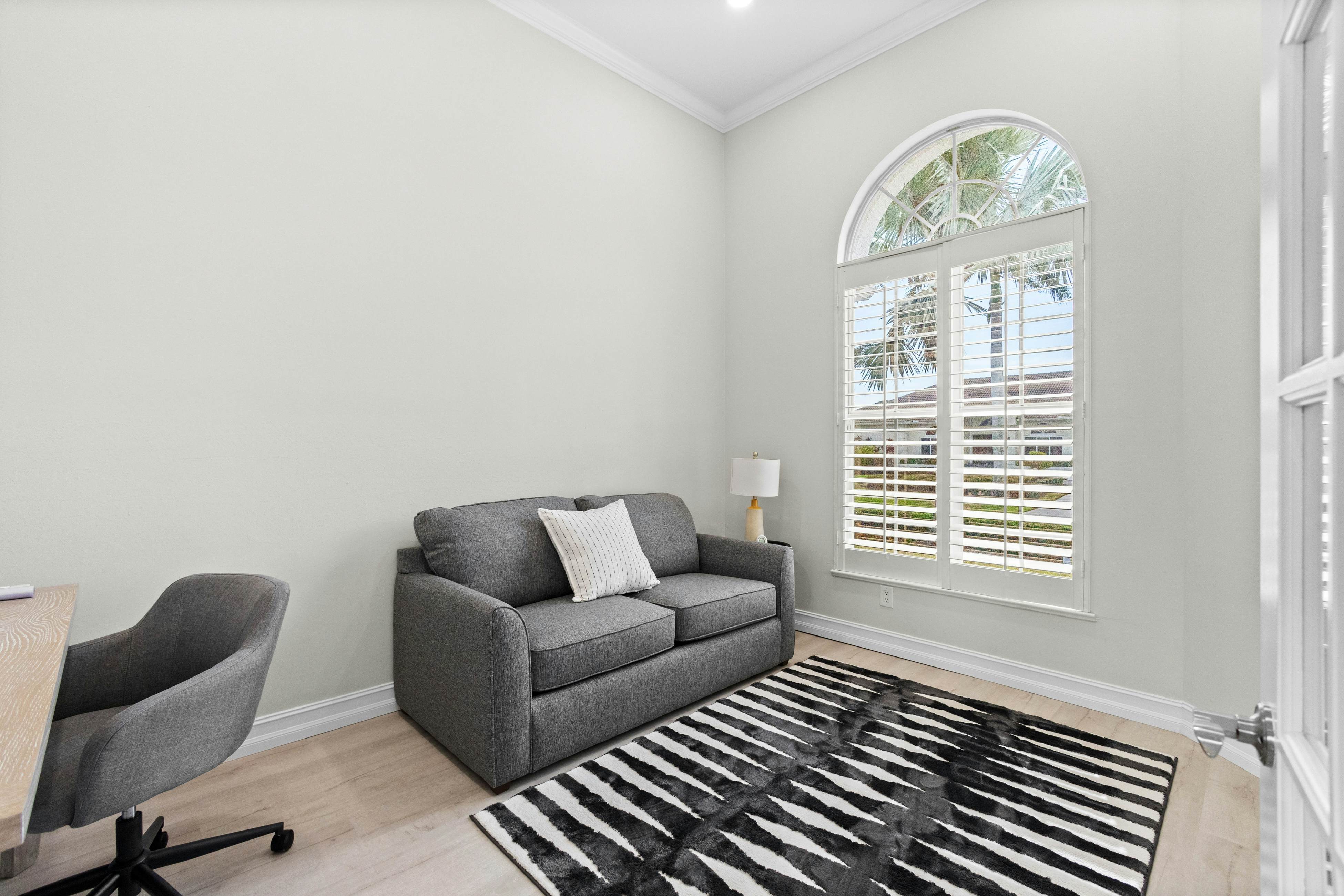 Sweet Waterfront Retreat