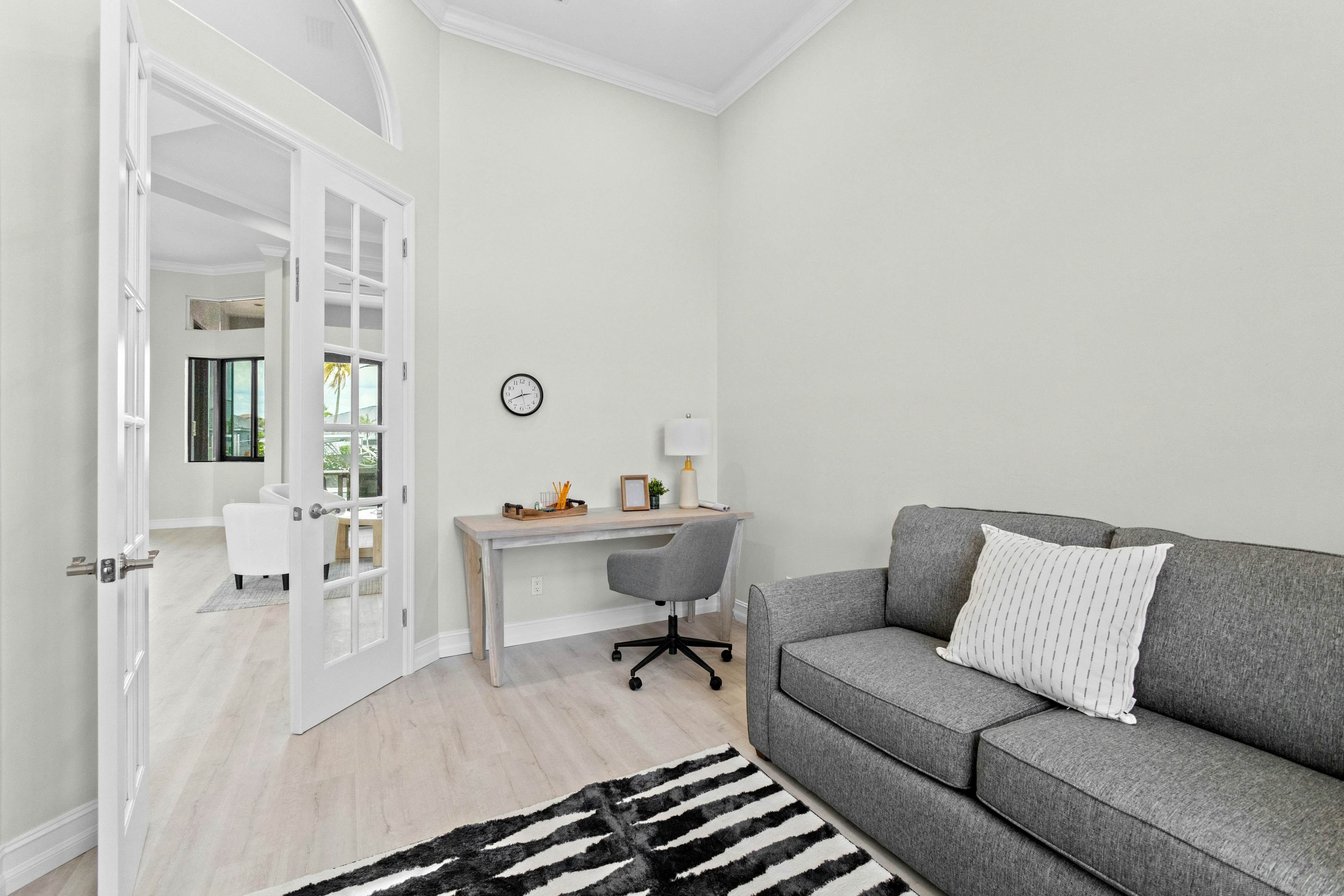 Sweet Waterfront Retreat