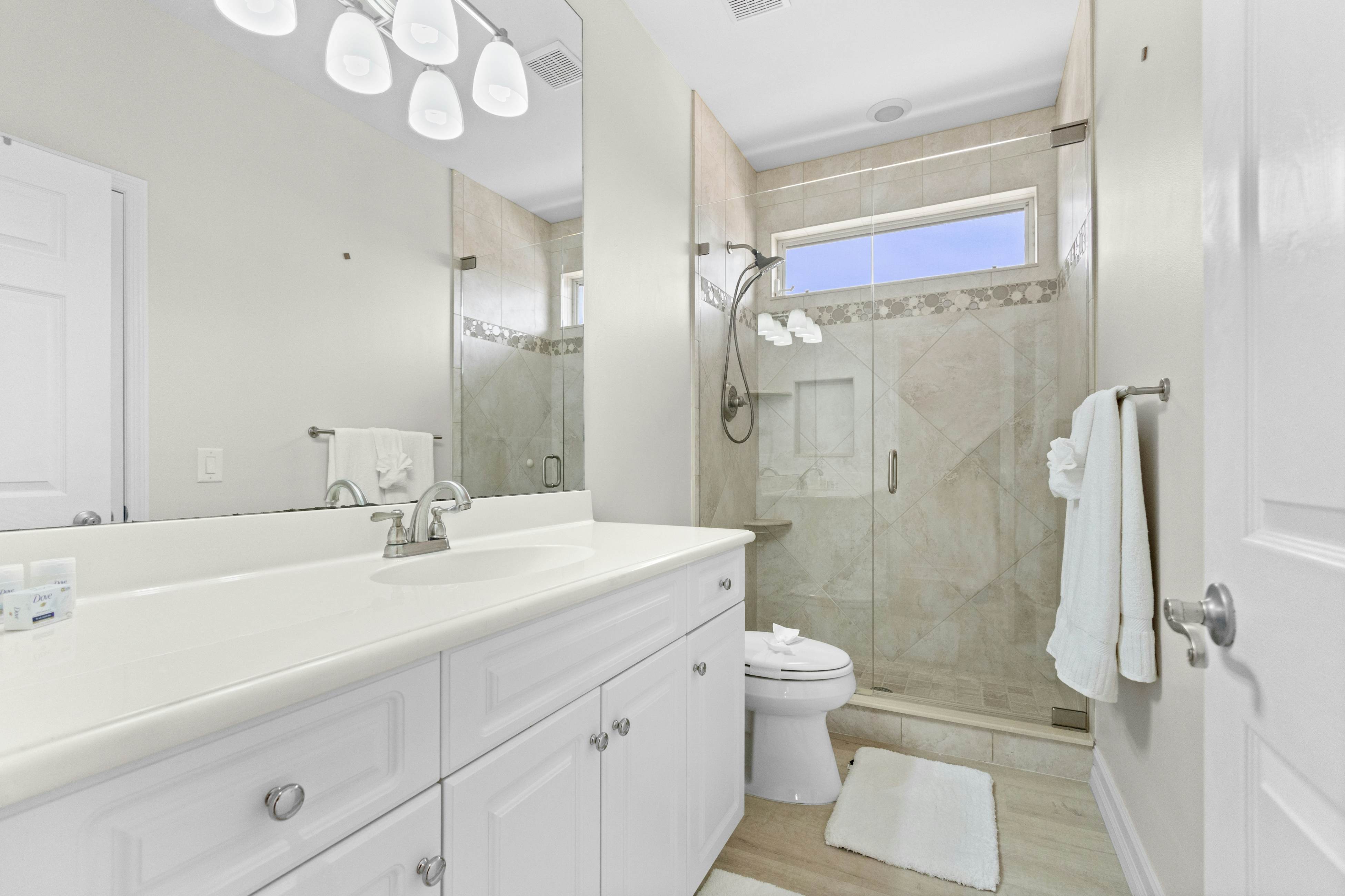 Sweet Waterfront Retreat