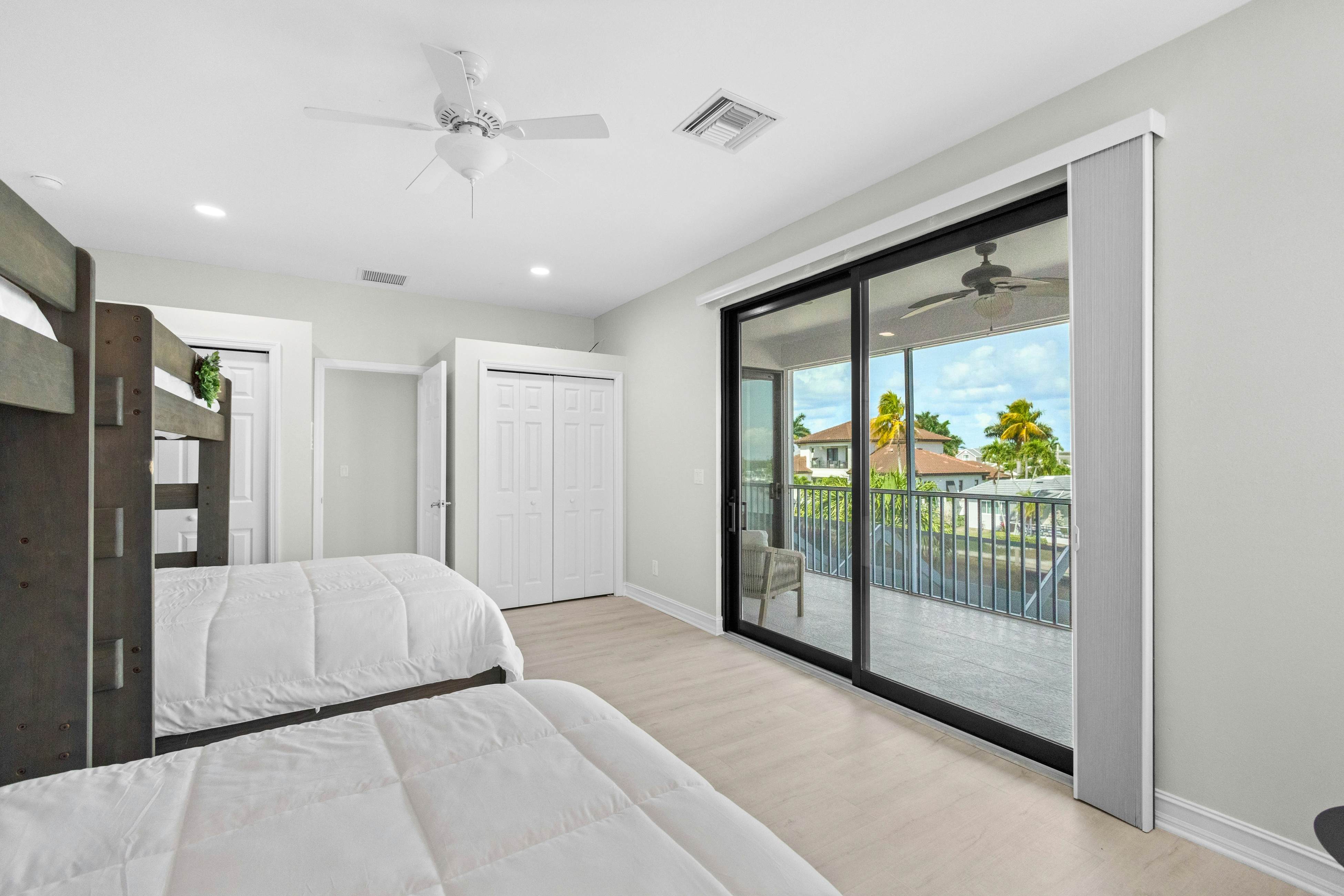 Sweet Waterfront Retreat