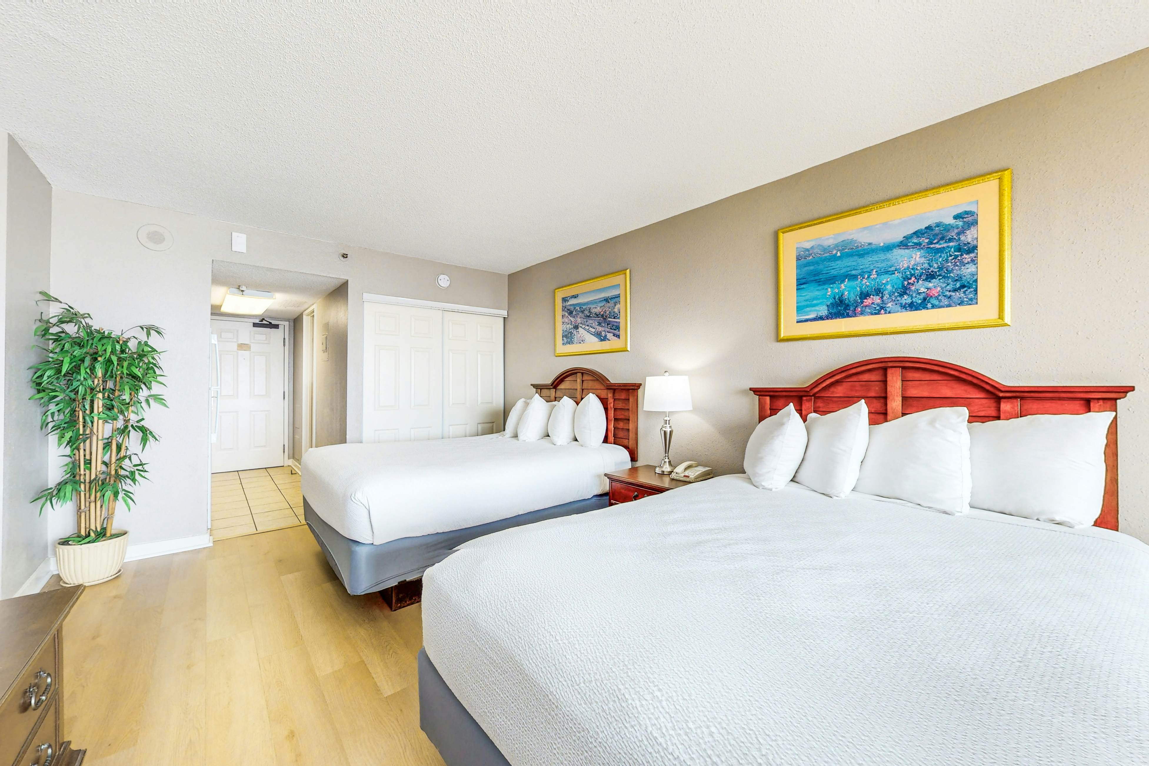 The Patricia Grand 0528