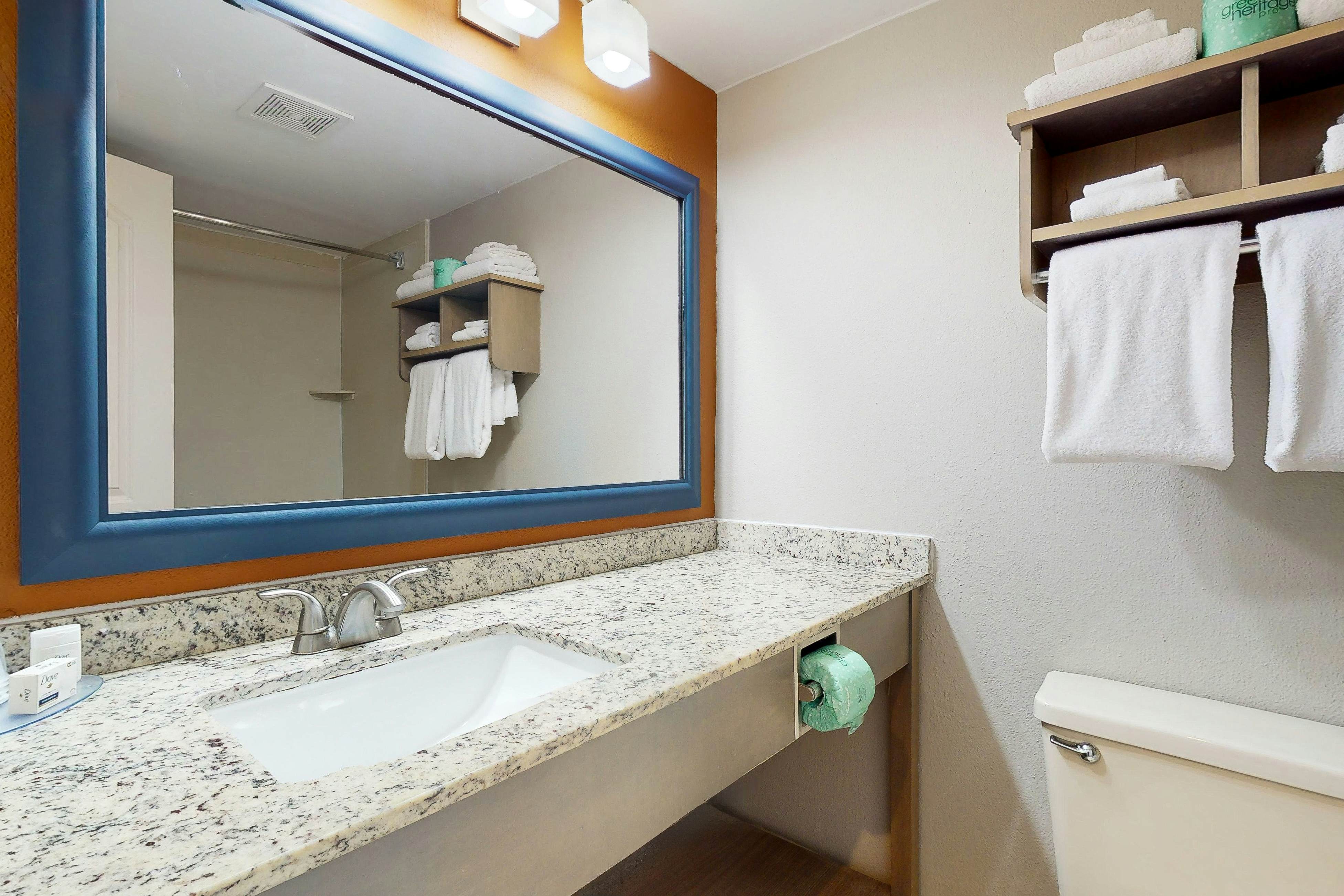 Carolinian Beach Resort 0406