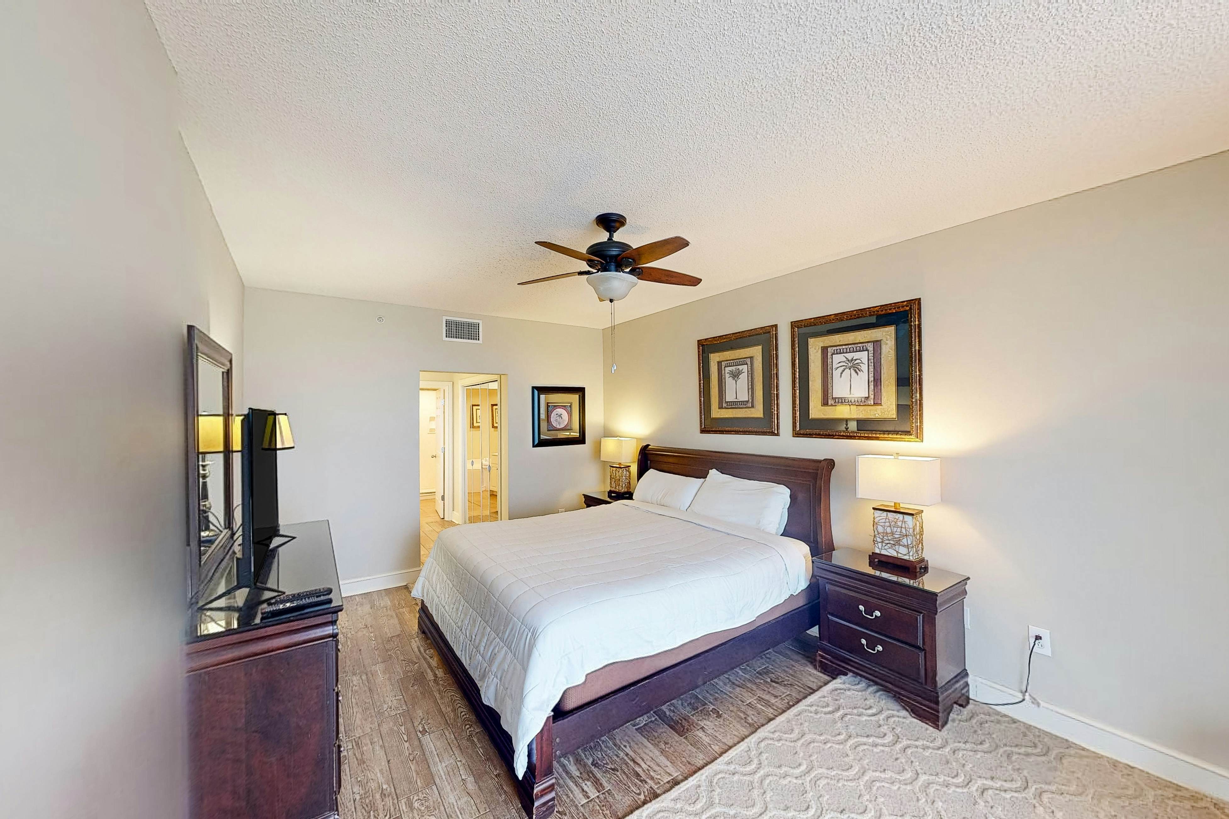 Majestic Beach Resort Tower II - 501