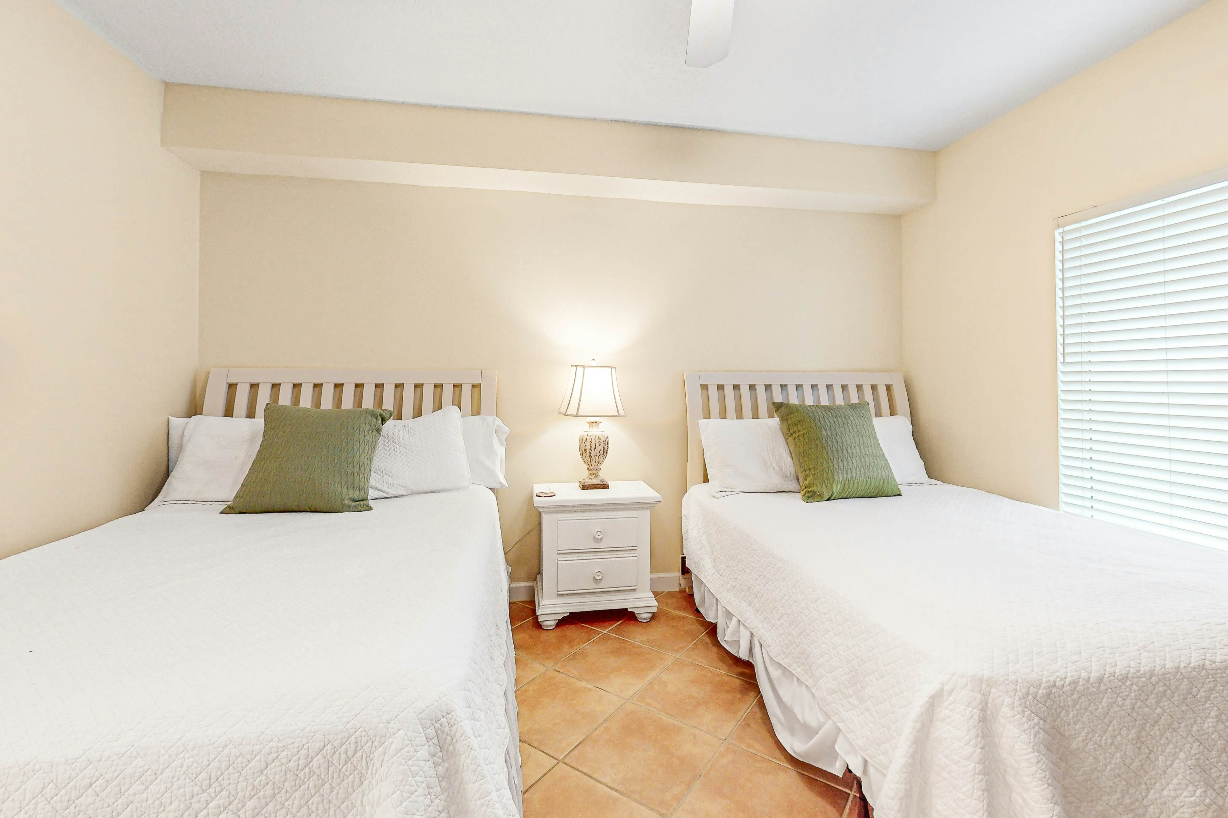 Admirals Quarters 907