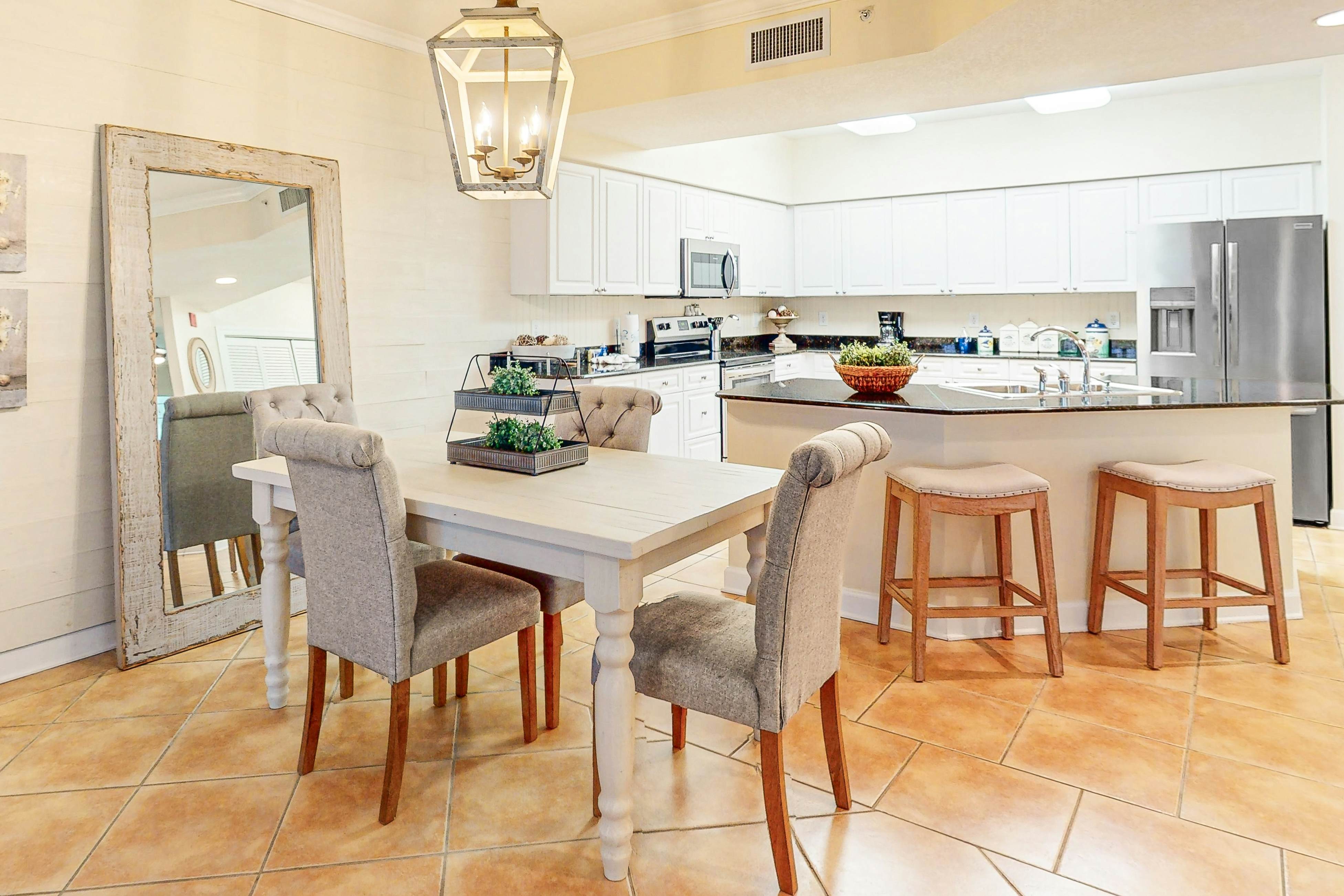 Admirals Quarters 907