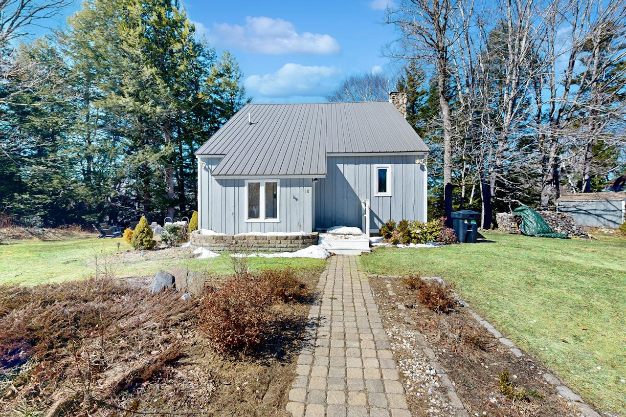 Heart Of The Mountains 3 BD Thornton, NH Vacation Rental Vacasa