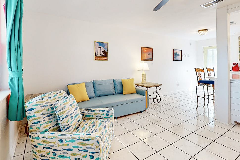 The Gulf Landing 1 BD Gulf Shores, AL Vacation Rental Vacasa