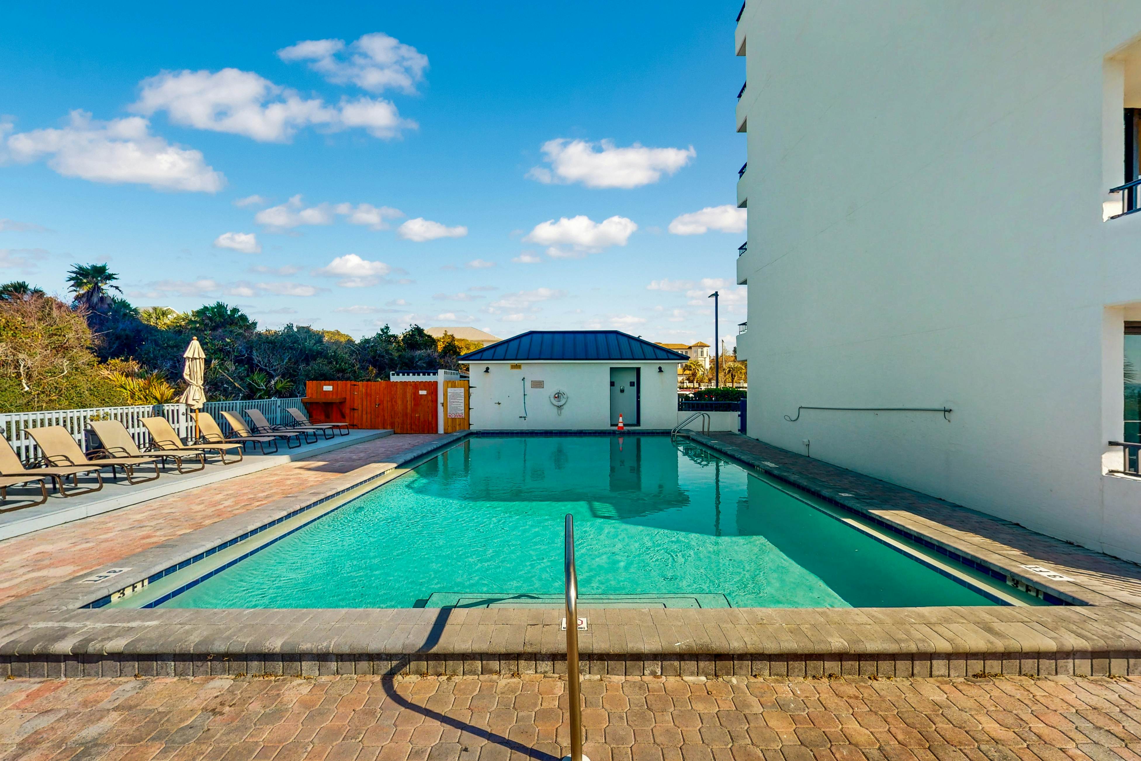 One Seagrove Place 0206