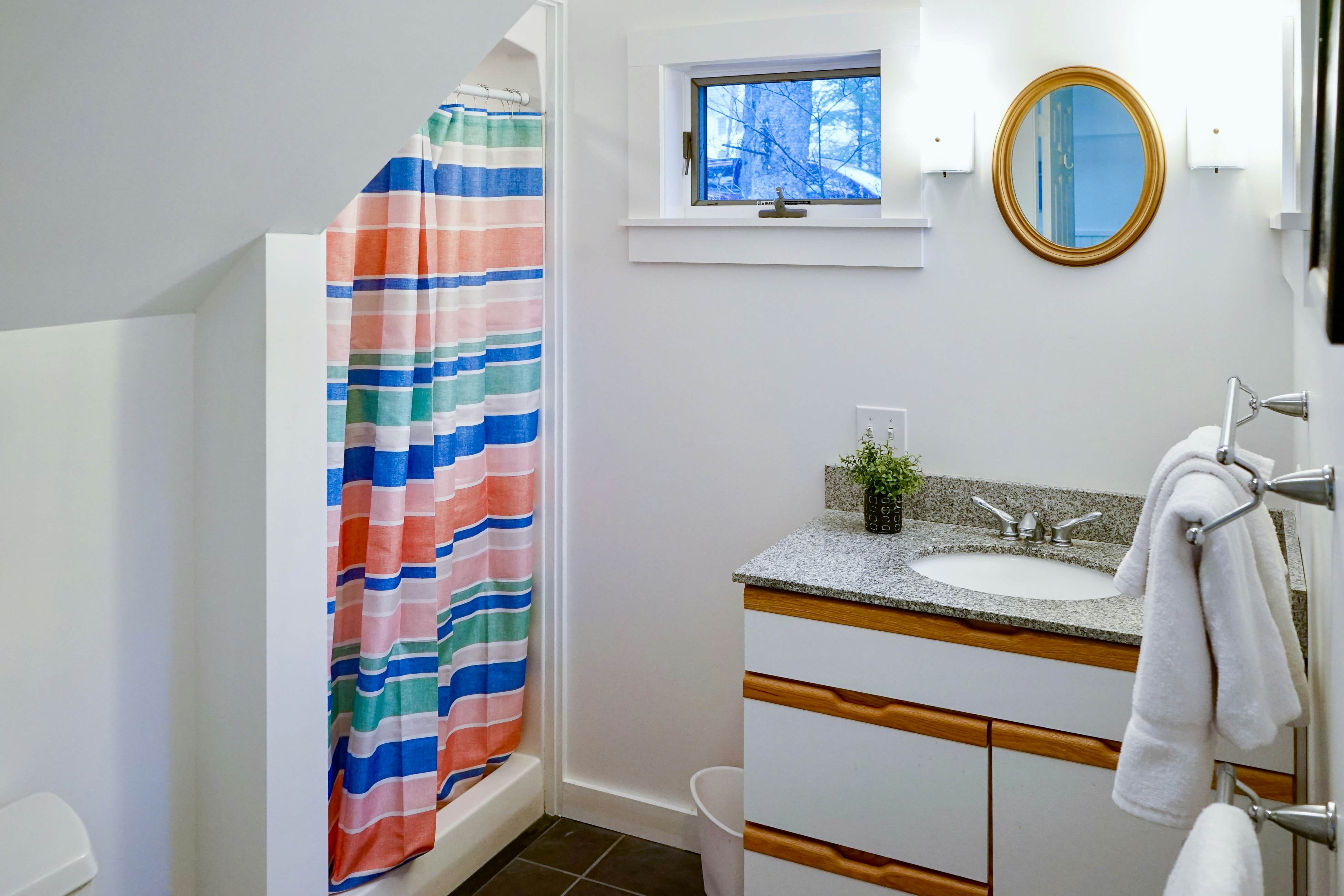 The Birdhouse of Maine