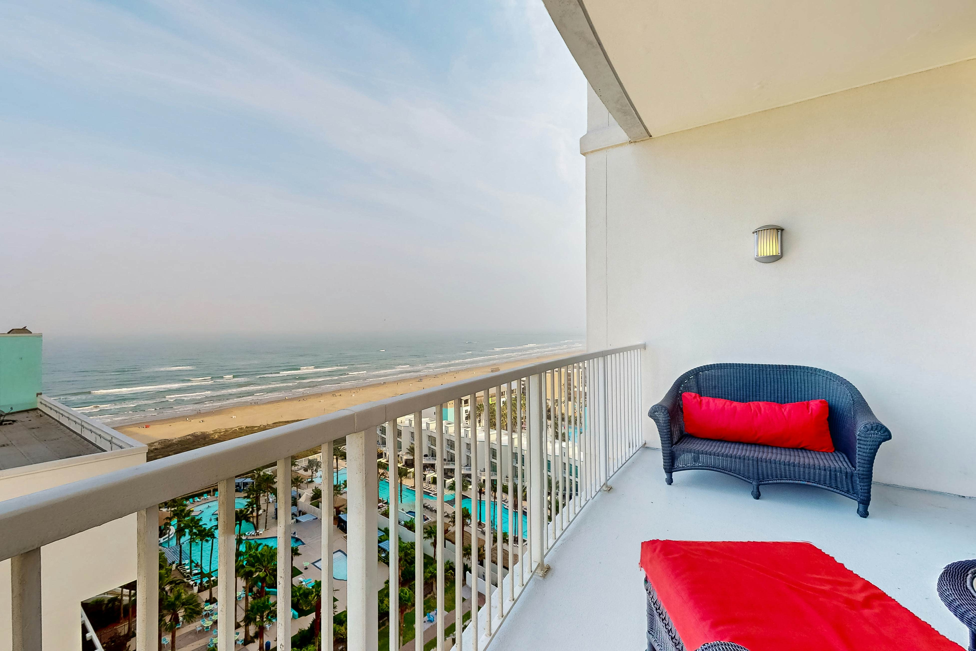 Sapphire Condominiums 1401