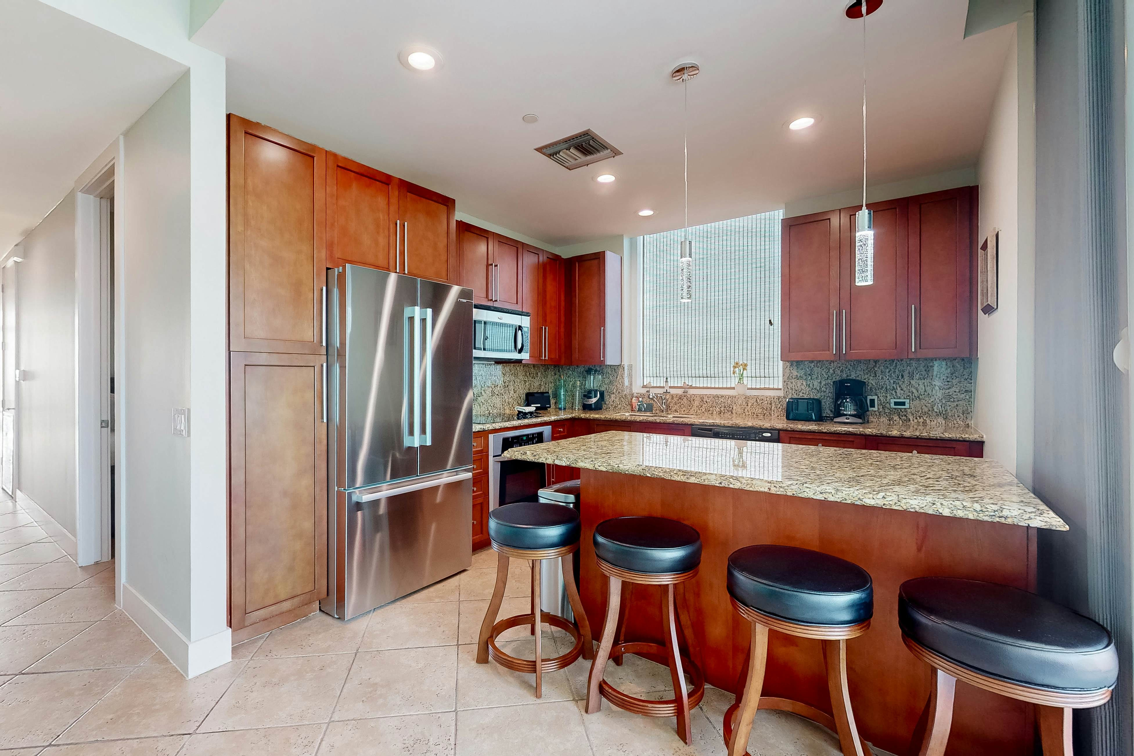 Sapphire Condominiums 1401