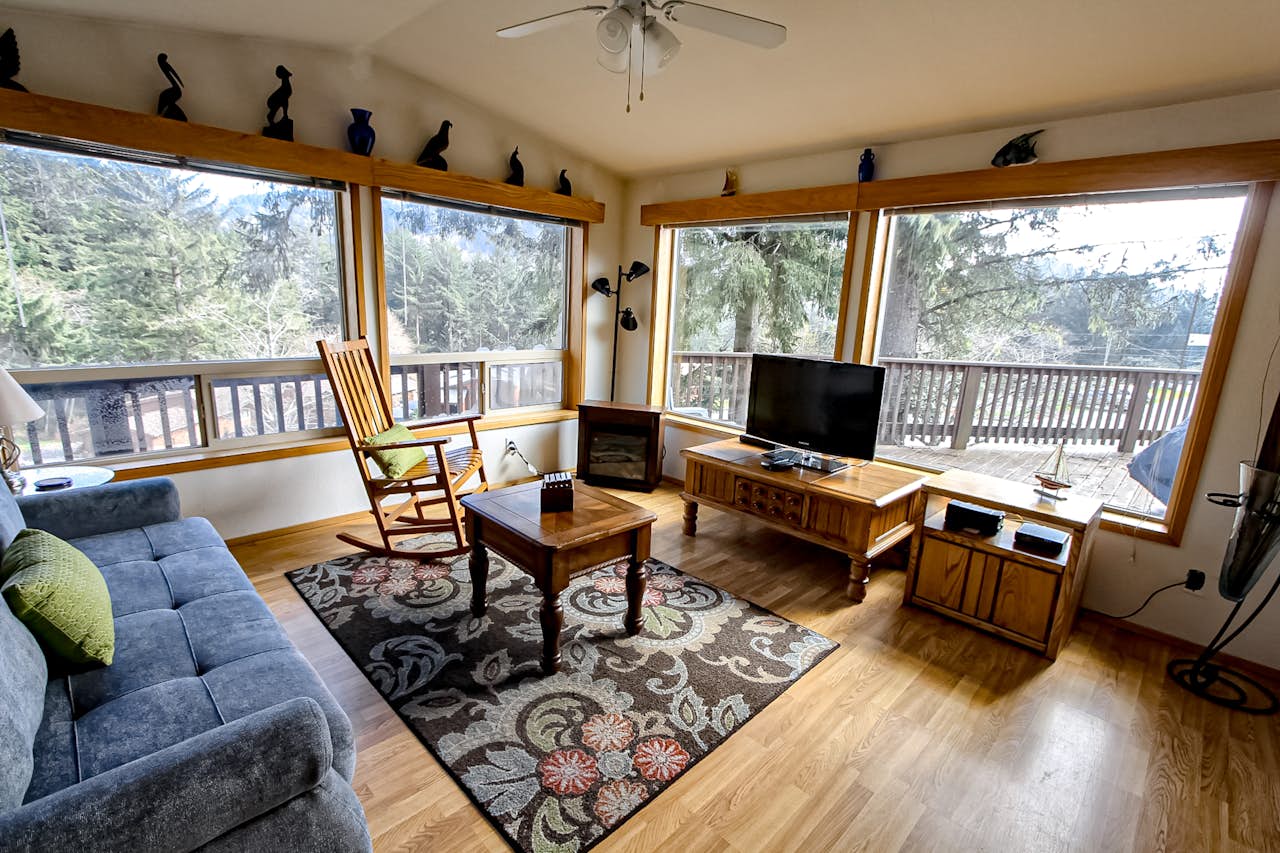 Brookings Bliss 1 BD Brookings, OR Vacation Rental Vacasa