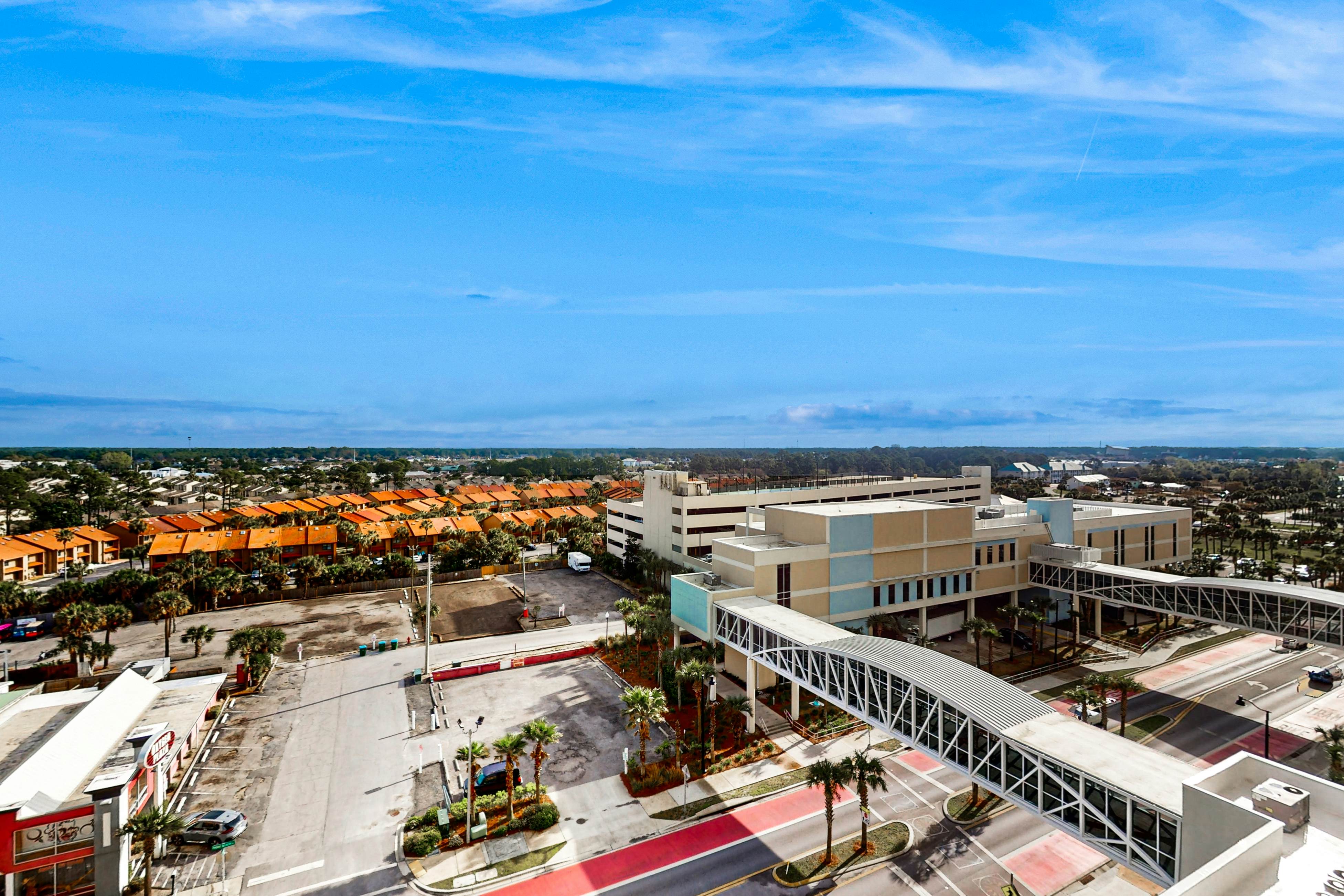 Majestic Beach Resort Tower 1 915