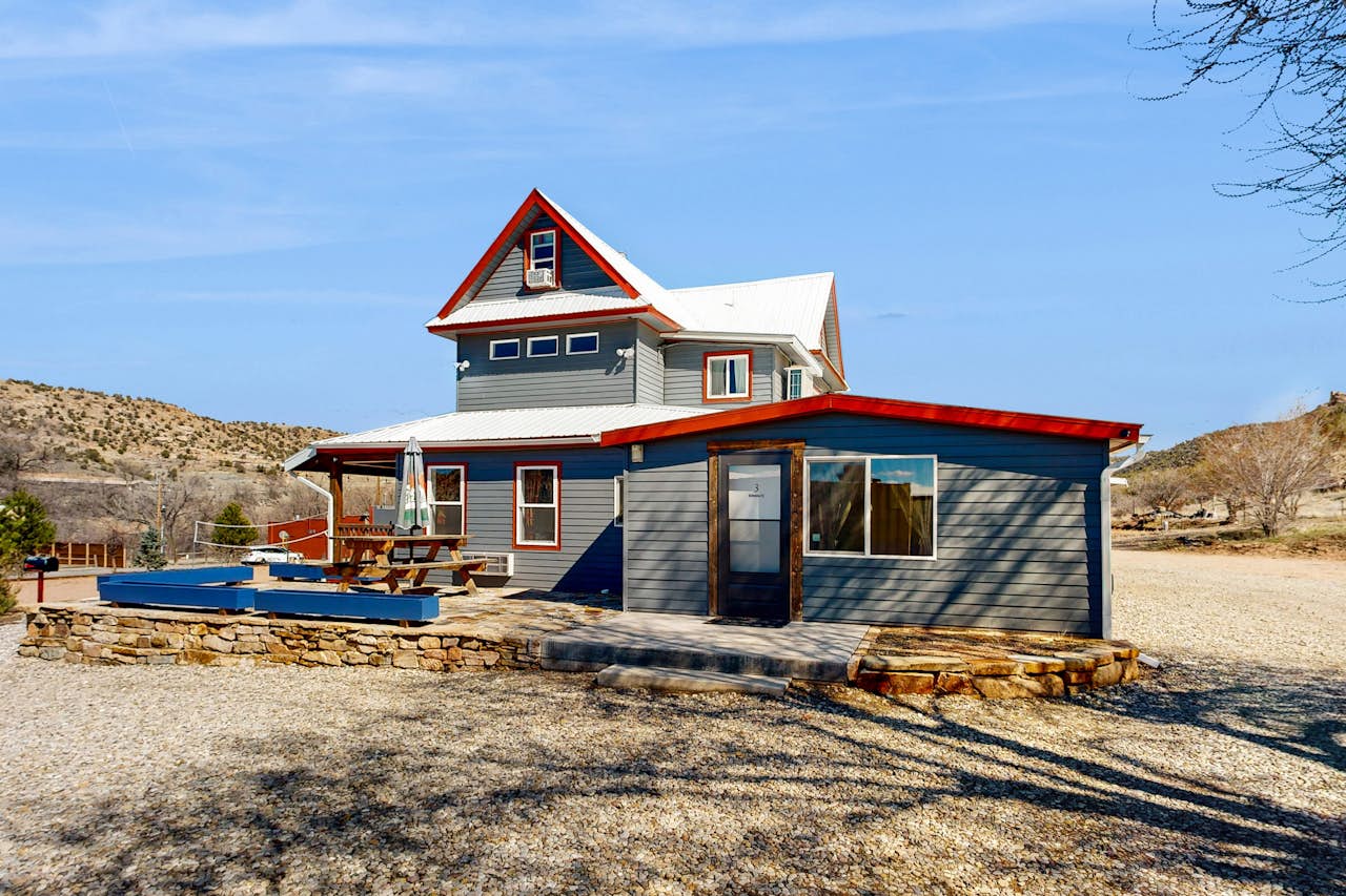 High Horse Inn L3 1 BD Naturita, CO Vacation Rental Vacasa