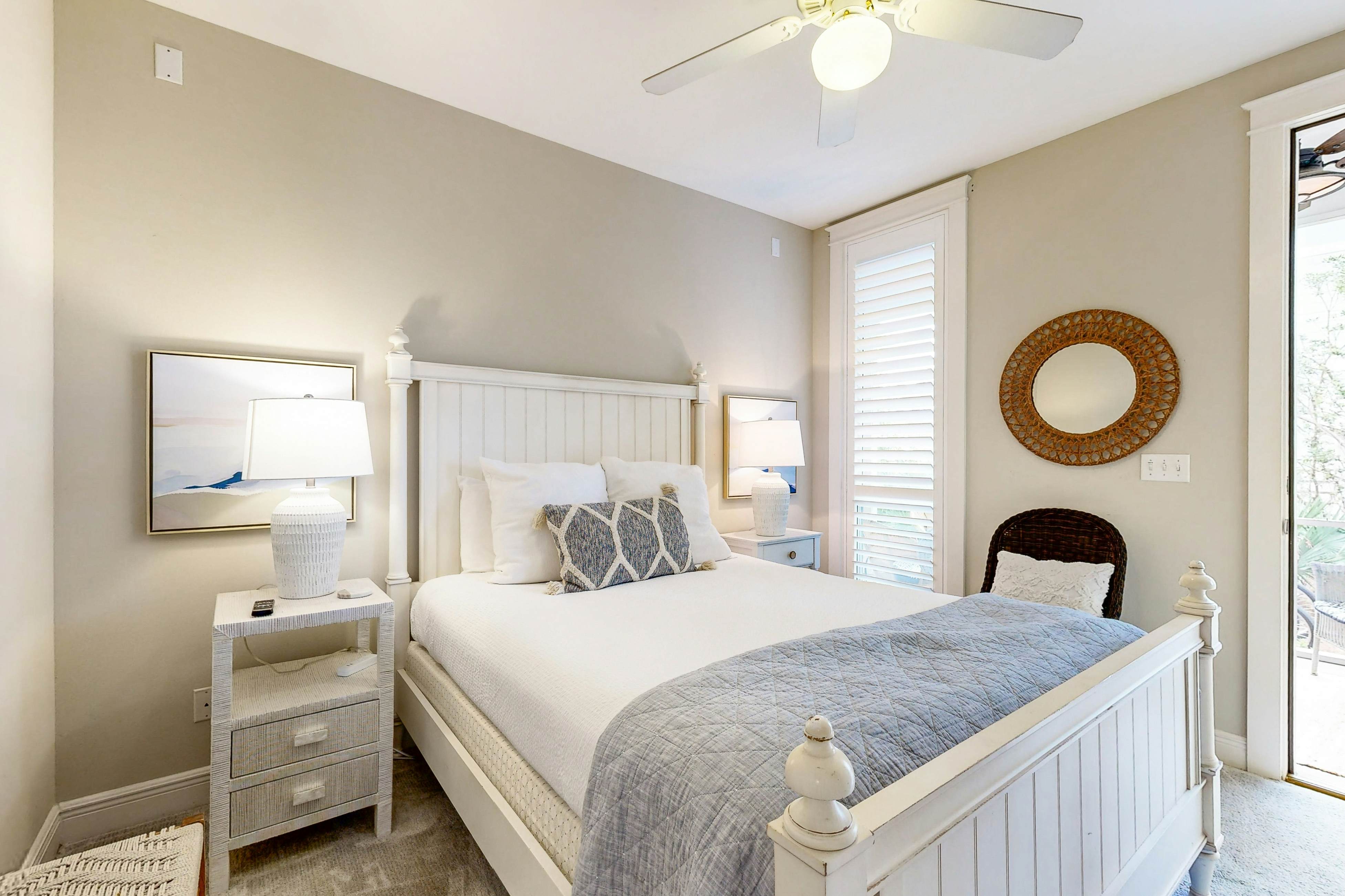 Grove By The Sea - Passin' Thru