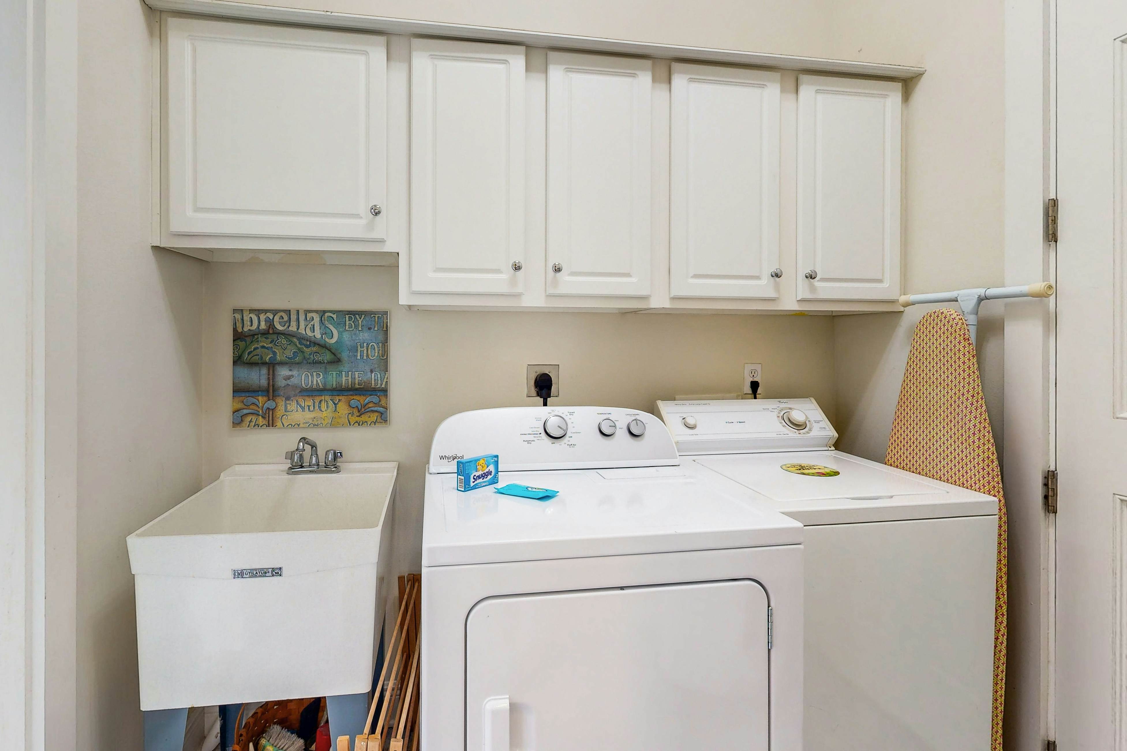 Grove By The Sea - Passin' Thru