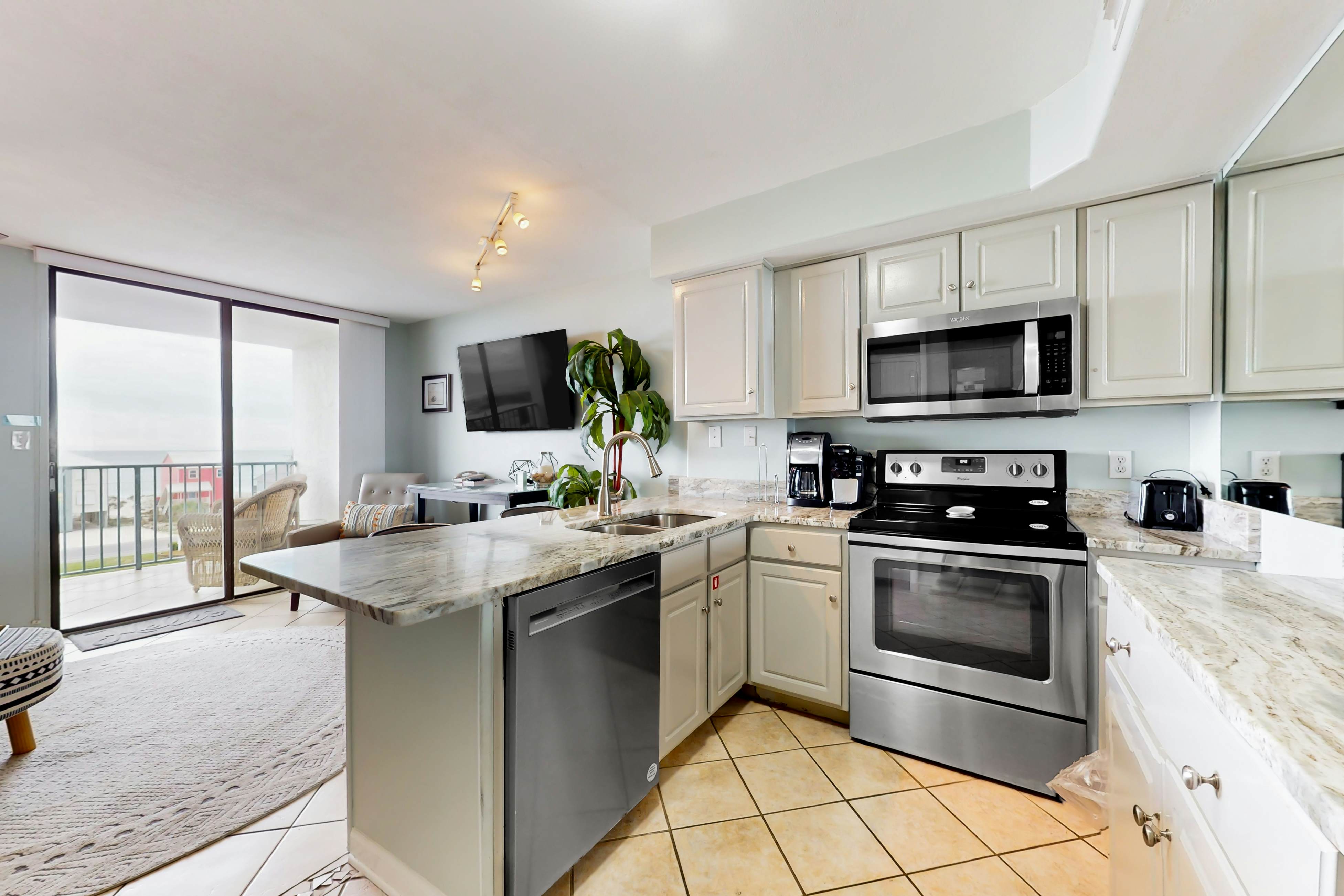 Gulf Shores Surf & Racquet Club 505A