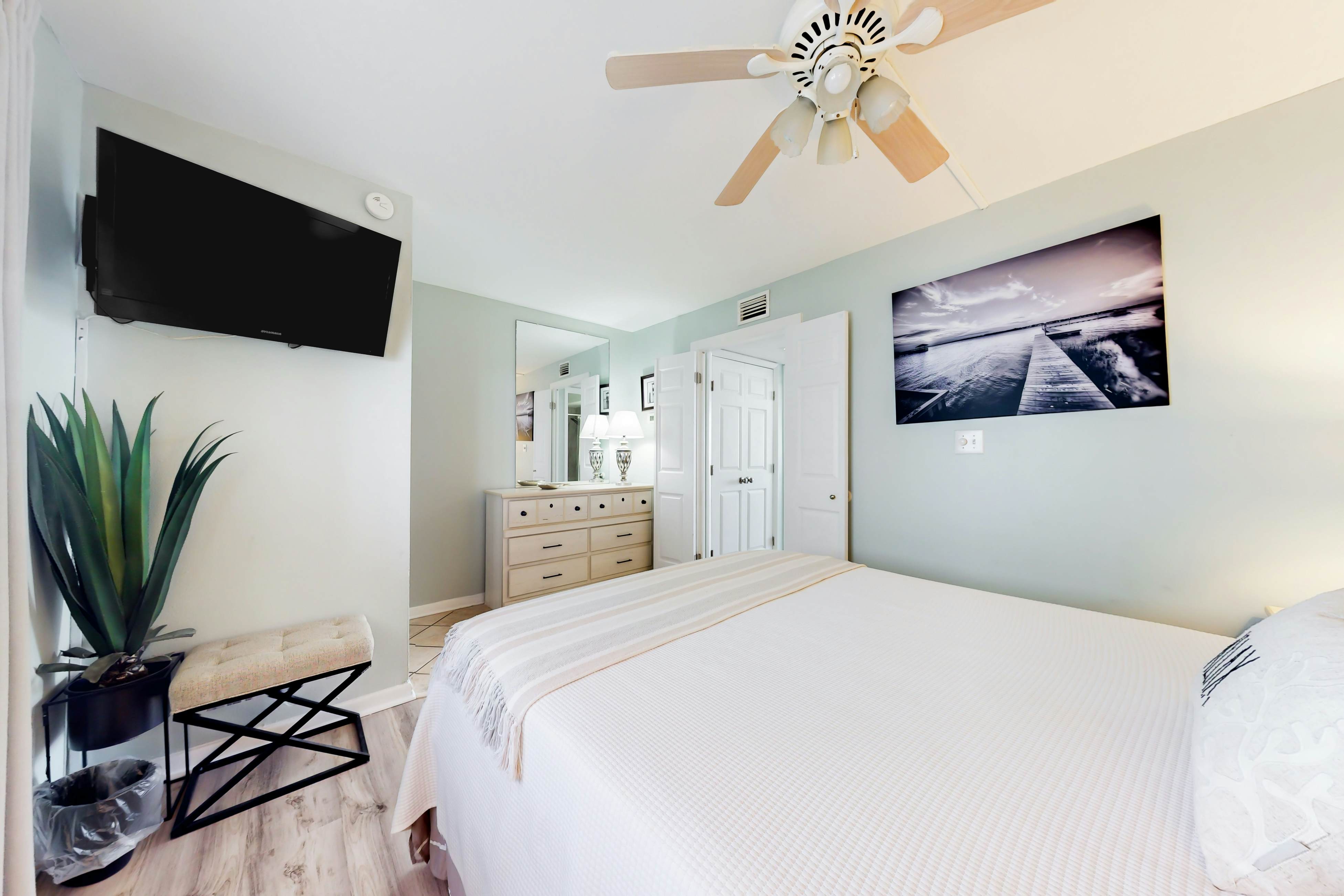 Gulf Shores Surf & Racquet Club 505A