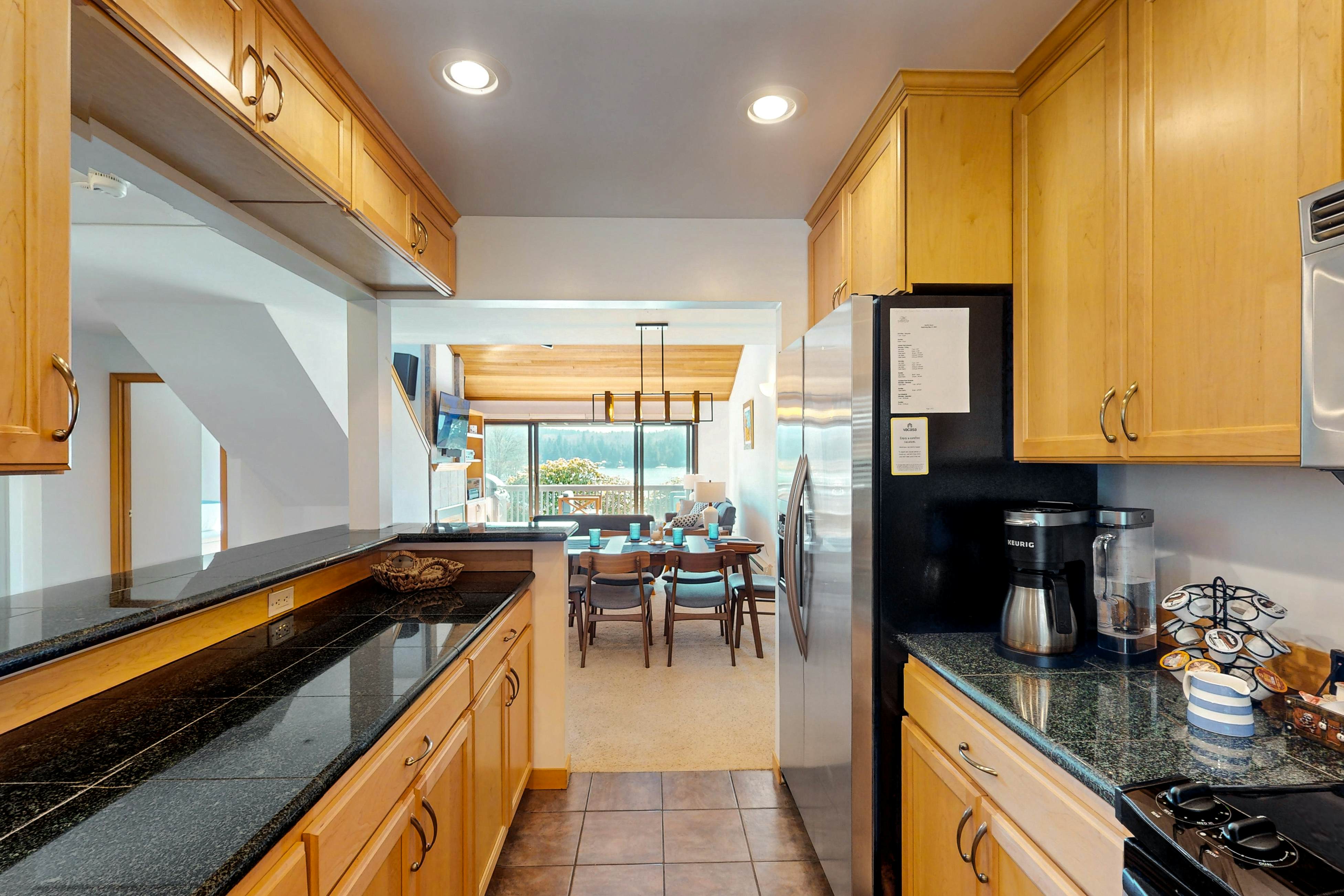 Ludlow Seaside Hale'