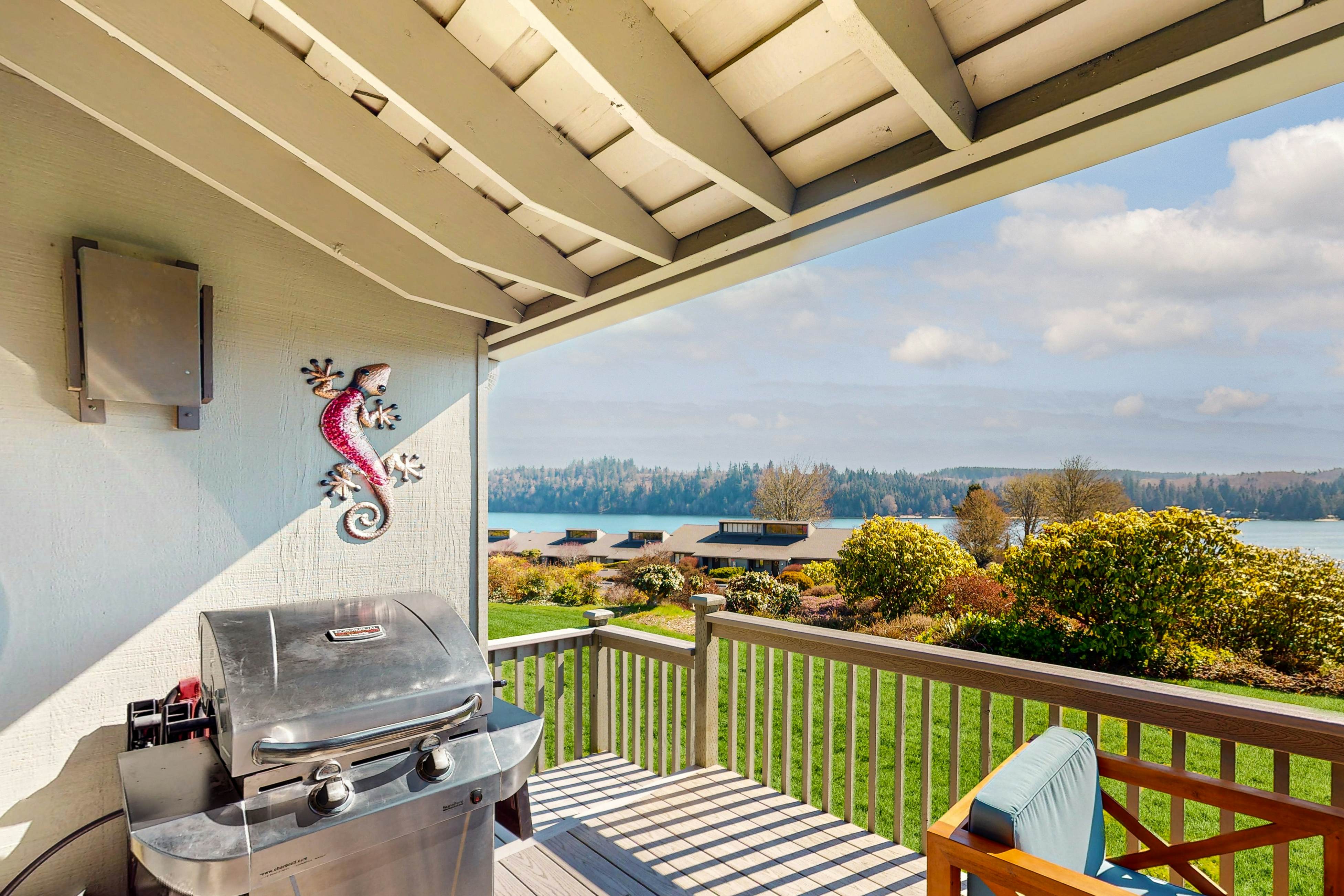 Ludlow Seaside Hale'