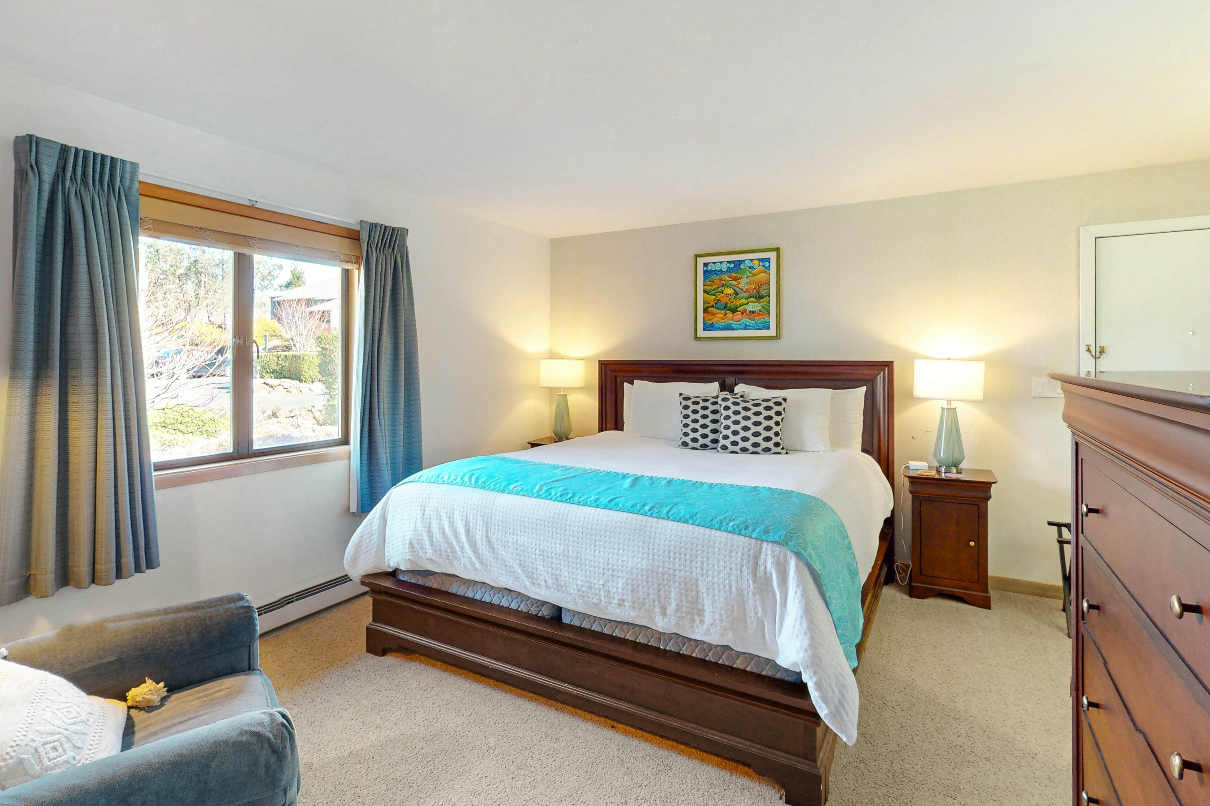 Ludlow Seaside Hale'