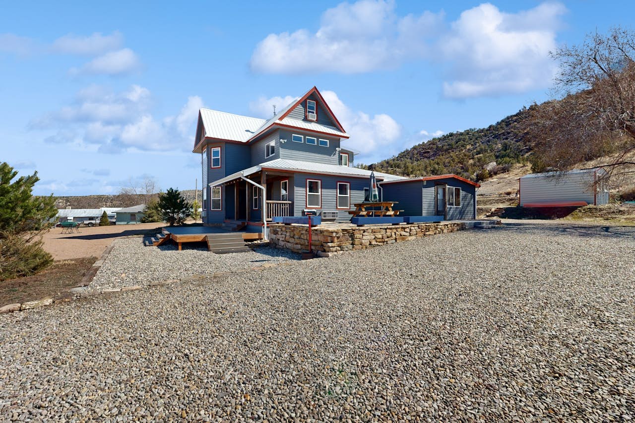 High Horse Inn Entire Property 3 BD Naturita, CO Vacation Rental Vacasa