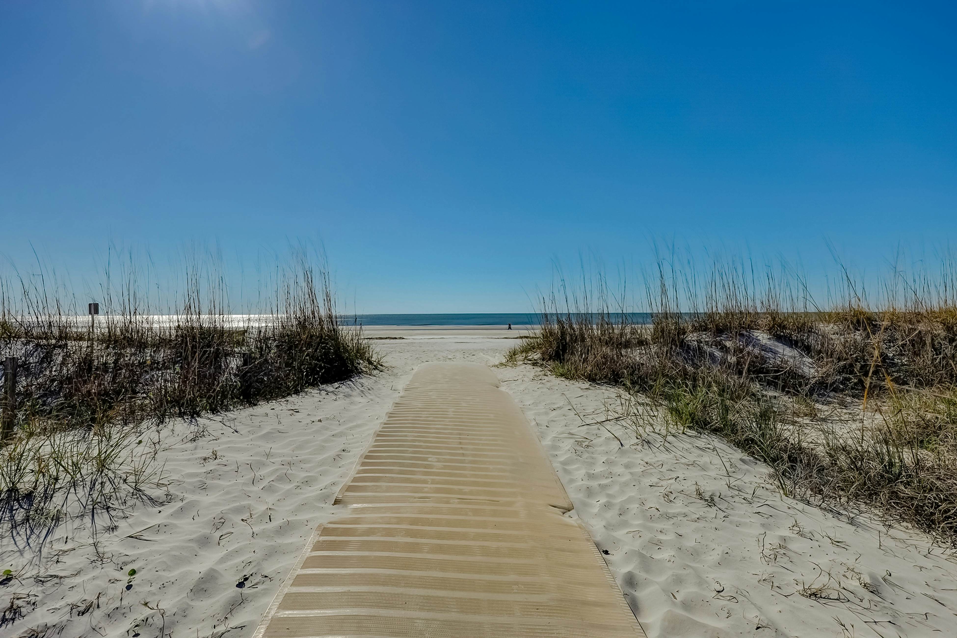 Carolina Beach Club 126