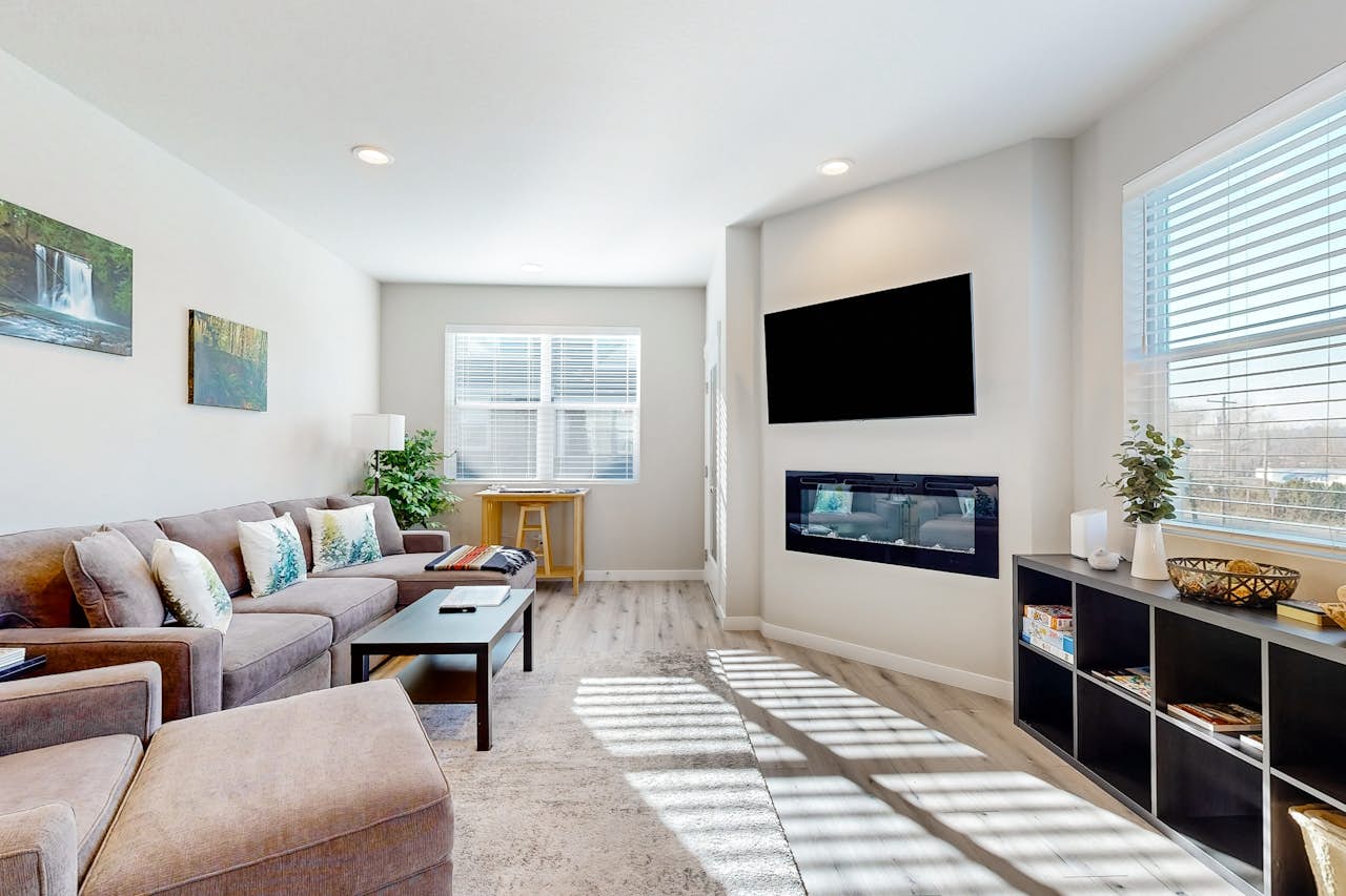 River Respite 2 BD Troutdale, OR Vacation Rental Vacasa