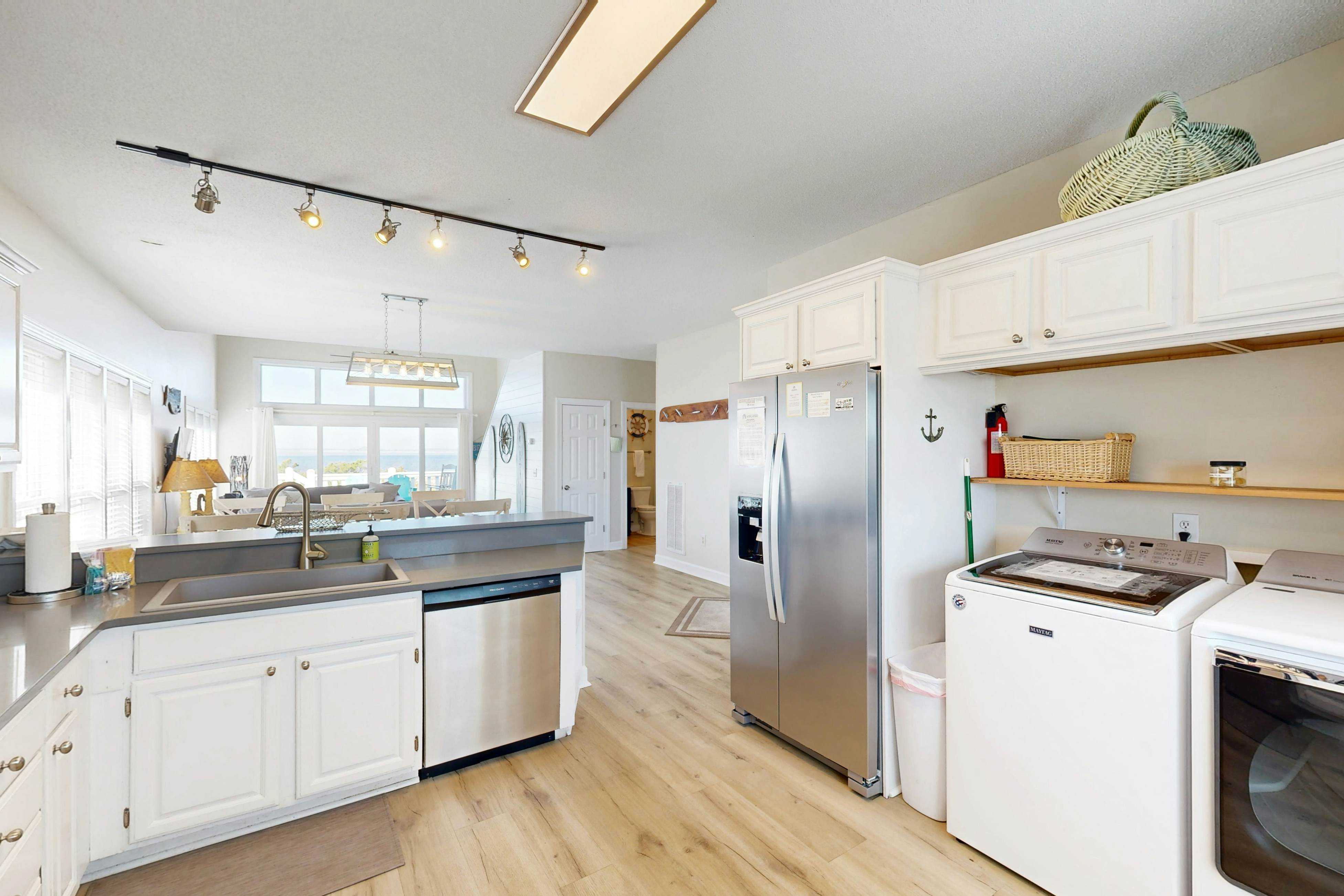 Dolphin Watch - A Side