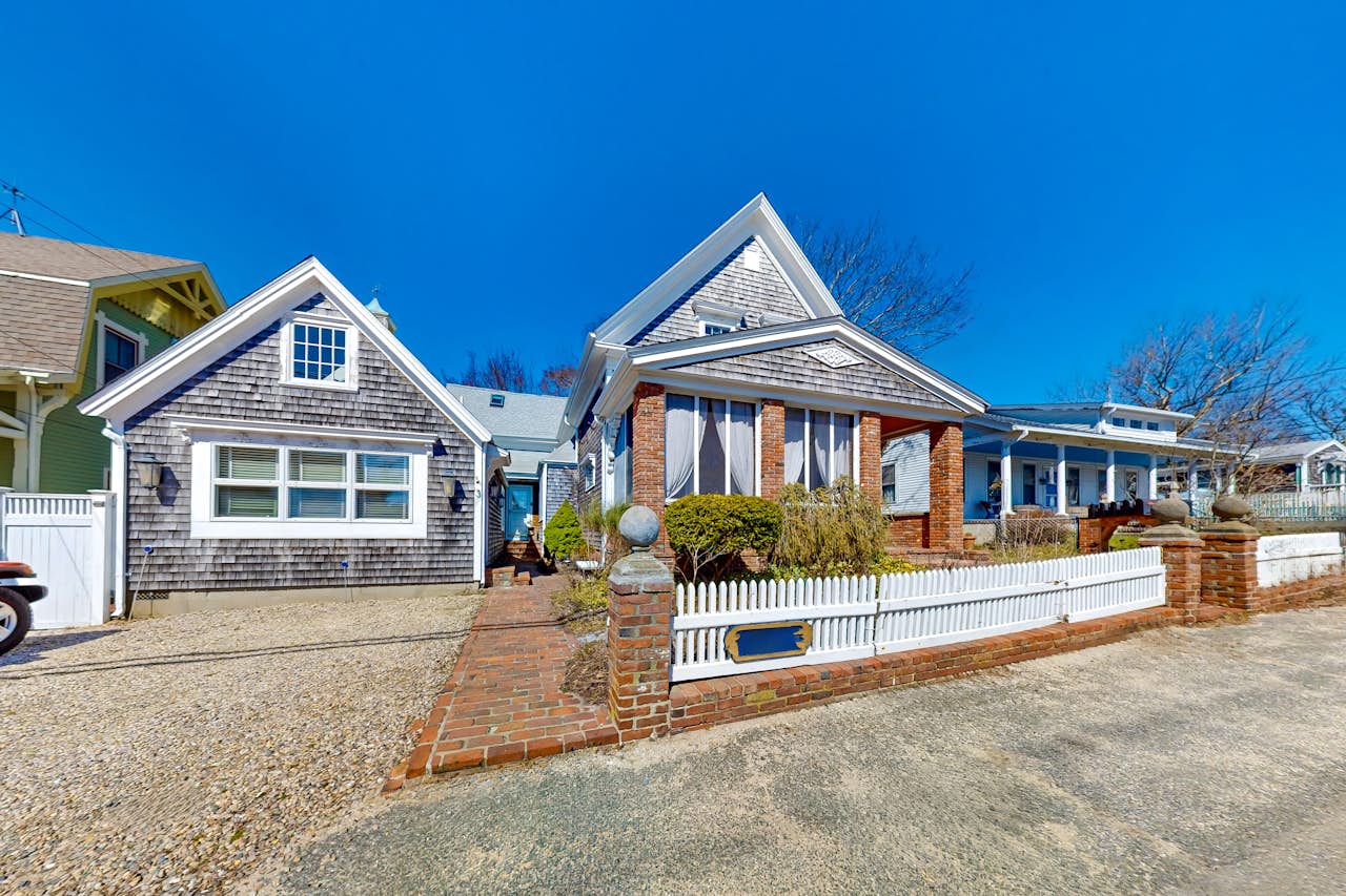 Coastal Sunshine Studio 0 BD Provincetown, MA Vacation Rental Vacasa