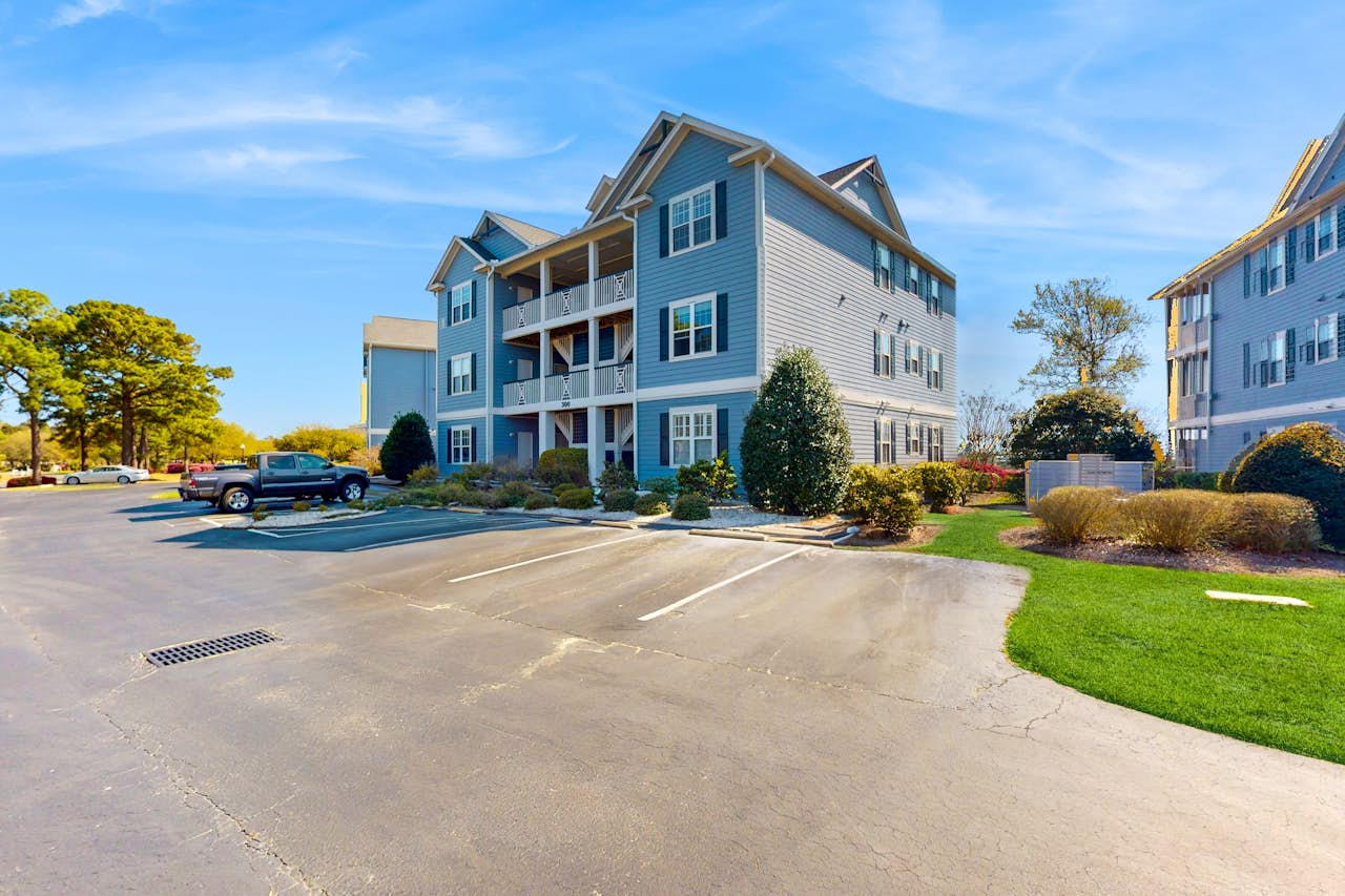 Sweet Coastal Condo 3 BD Southport, NC Vacation Rental Vacasa