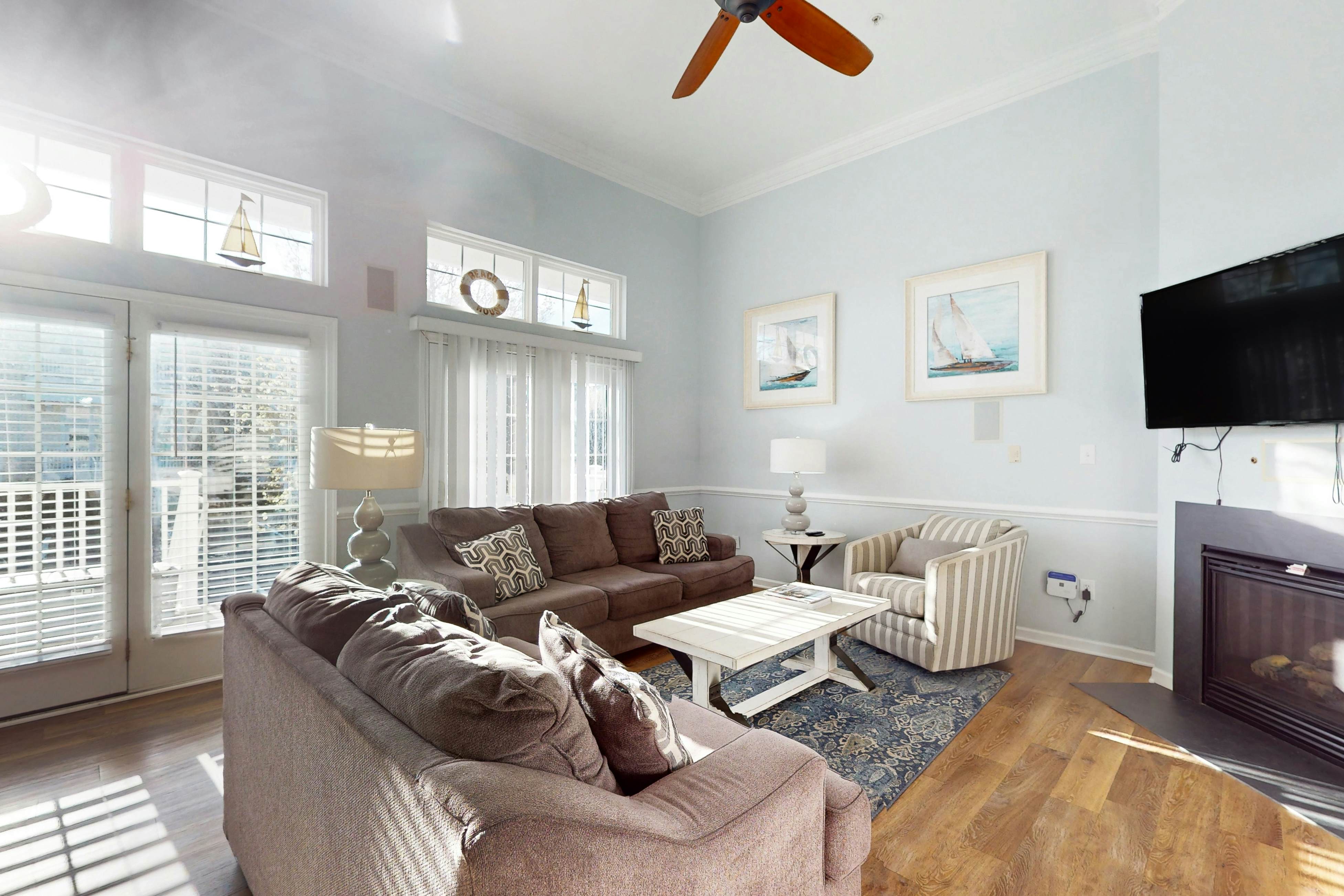 Bayside Bethany Lakes - 38337 N Mill Ln #118