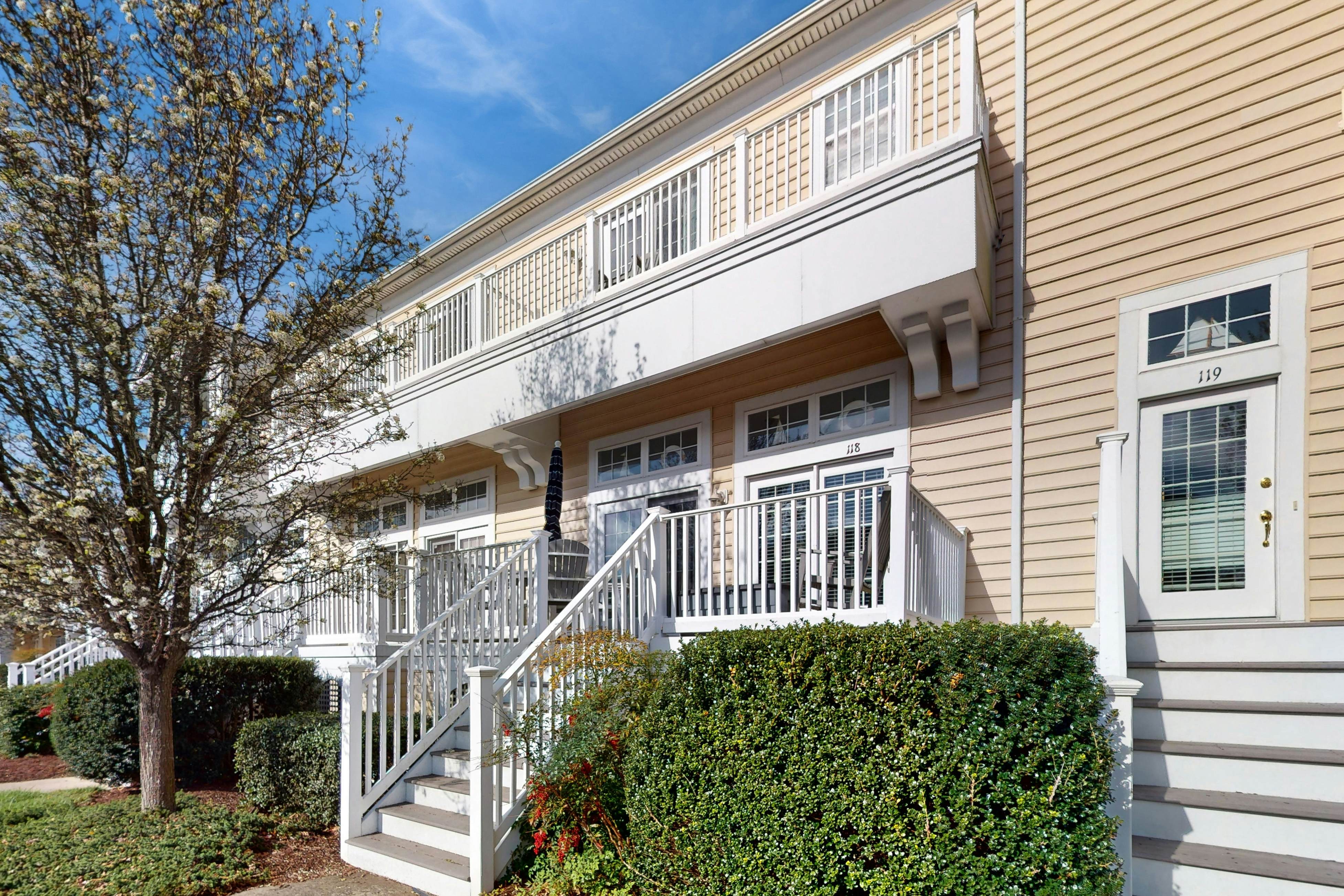 Bayside Bethany Lakes - 38337 N Mill Ln #118