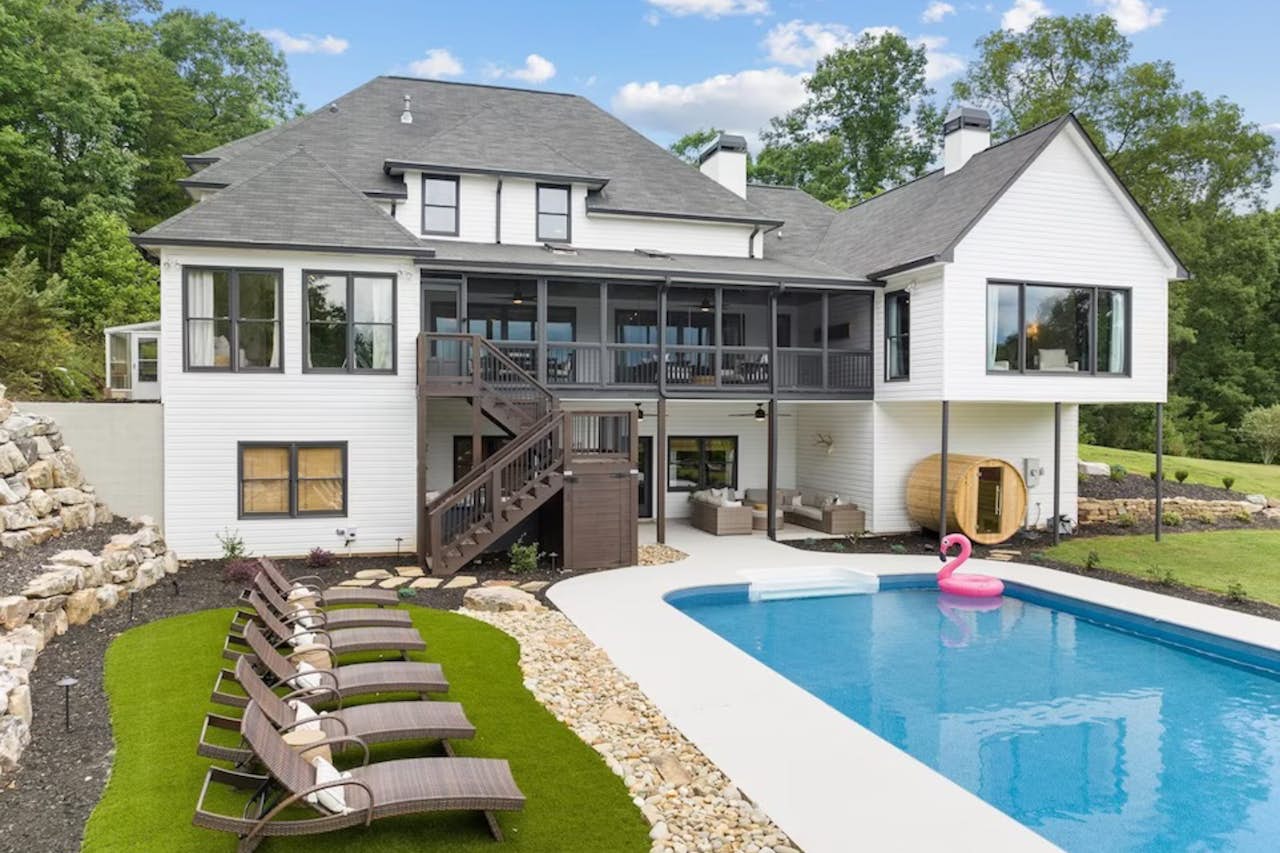 Golden Hill Retreat & Guest House 5 BD Cleveland, GA Vacation Rental