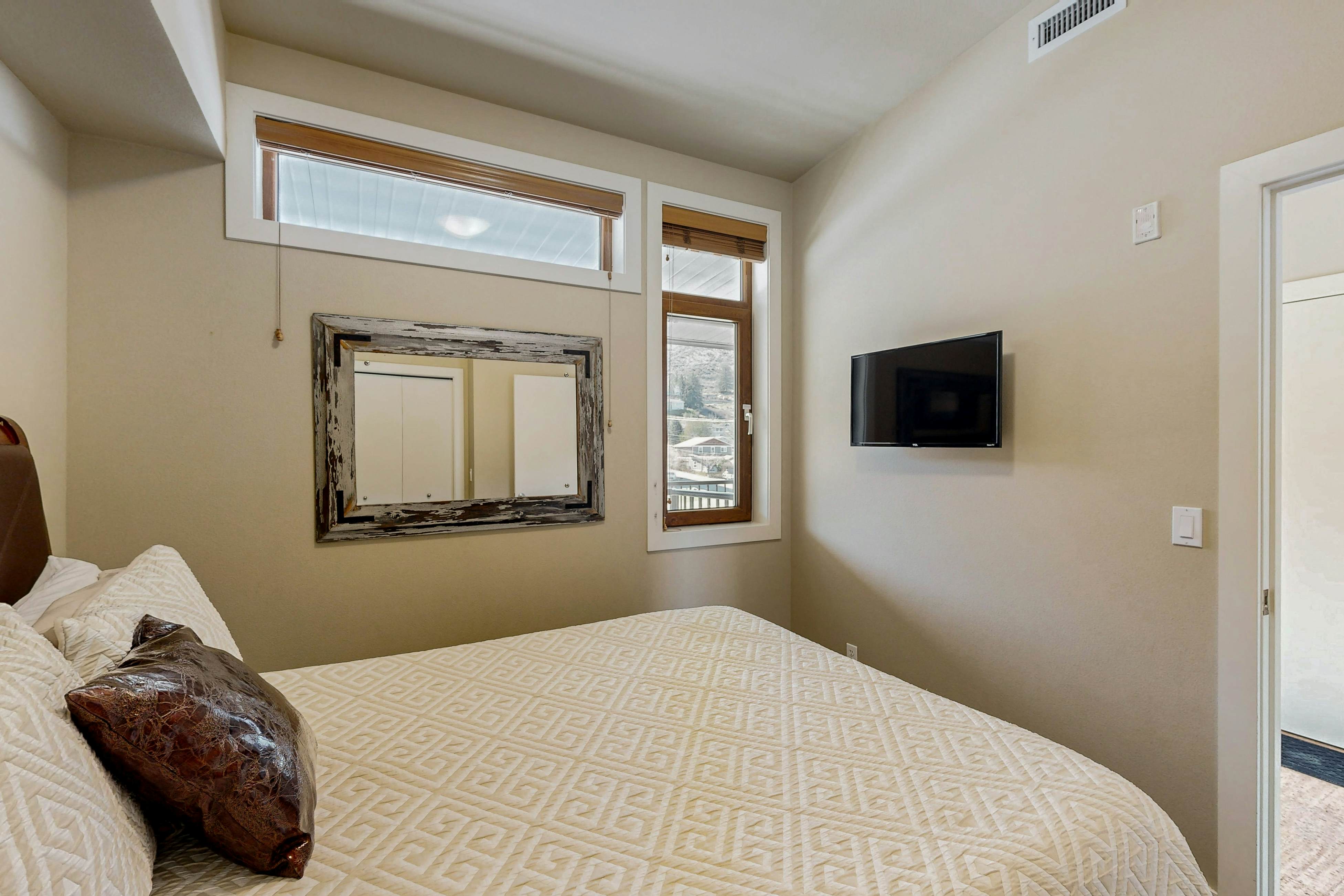 Chelan Resort Suites - #409 Suite Views 409